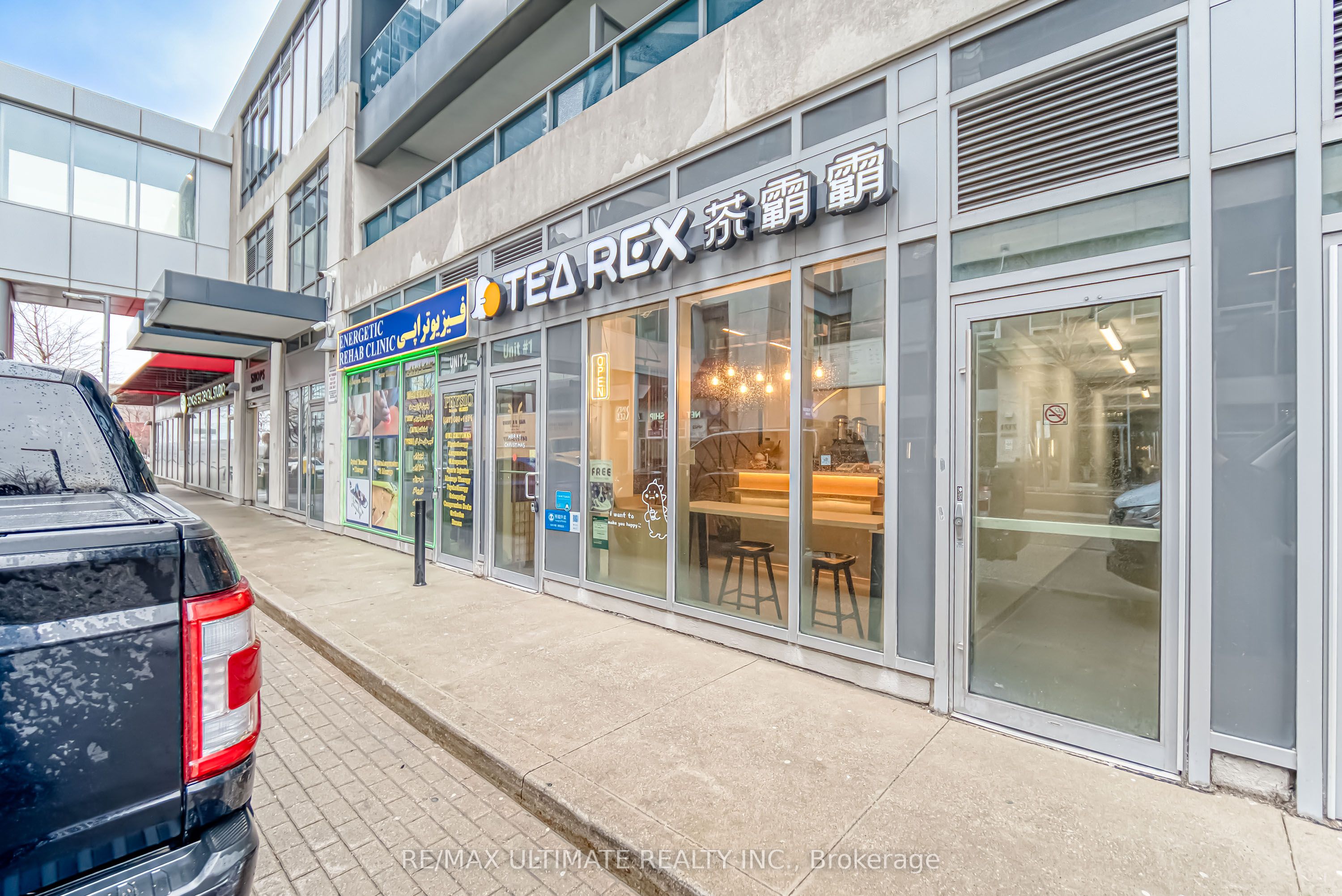 #1 - 7181 Yonge Street Property Photo 3