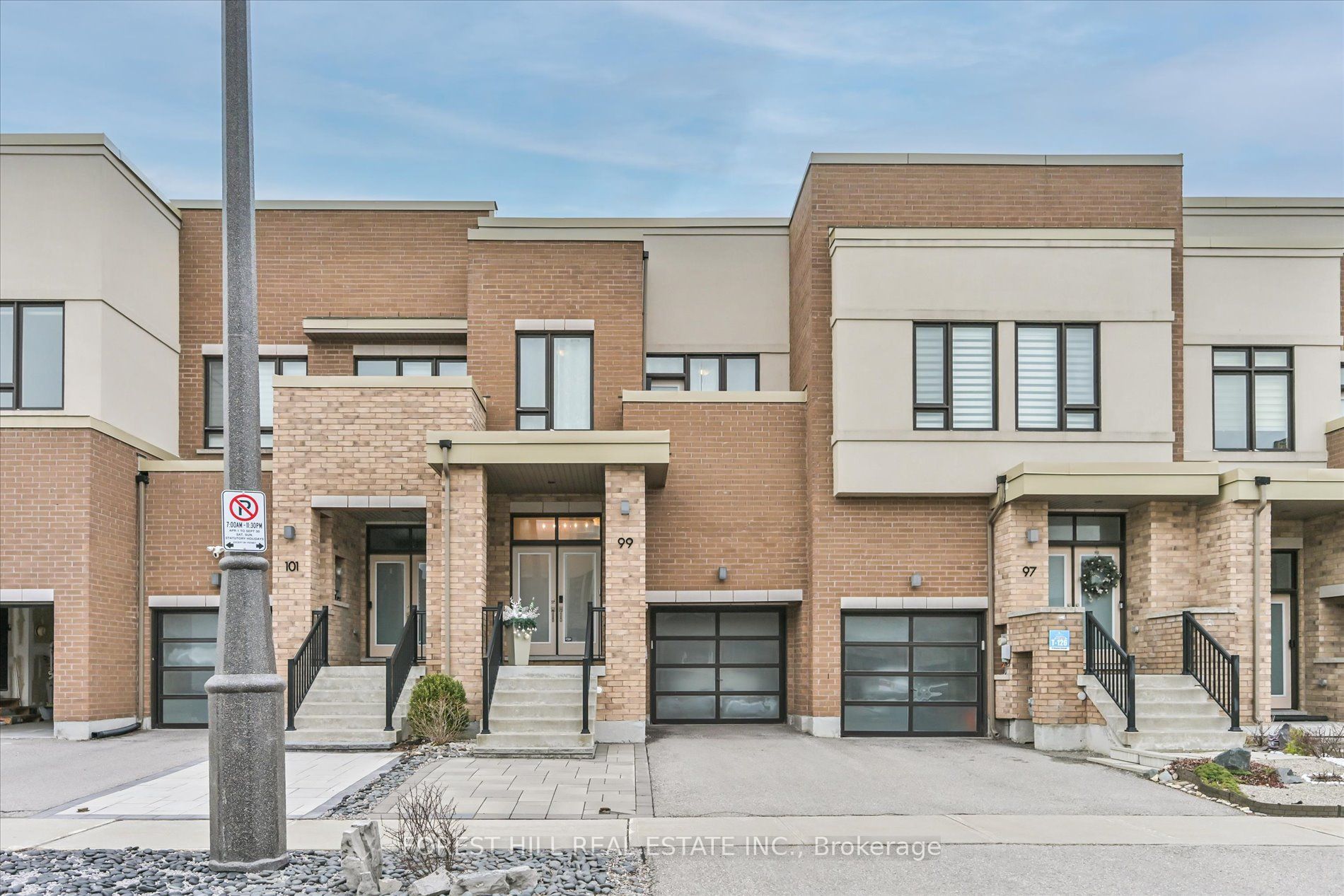 99 Denarius Cres Property Photo 1