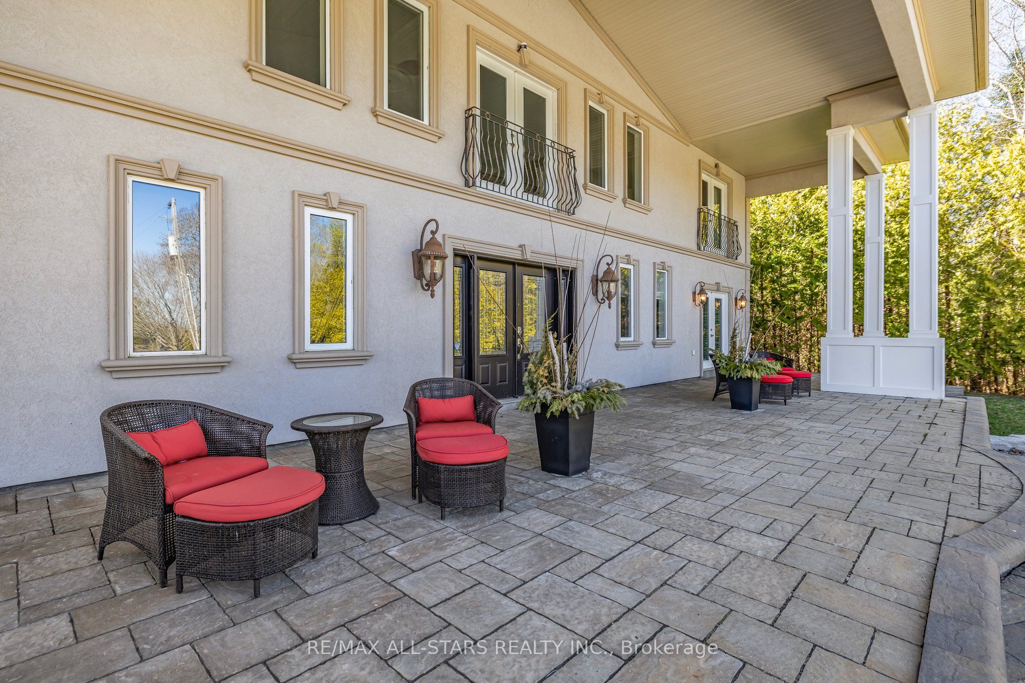 25956 Mccowan Road Property Photo 4