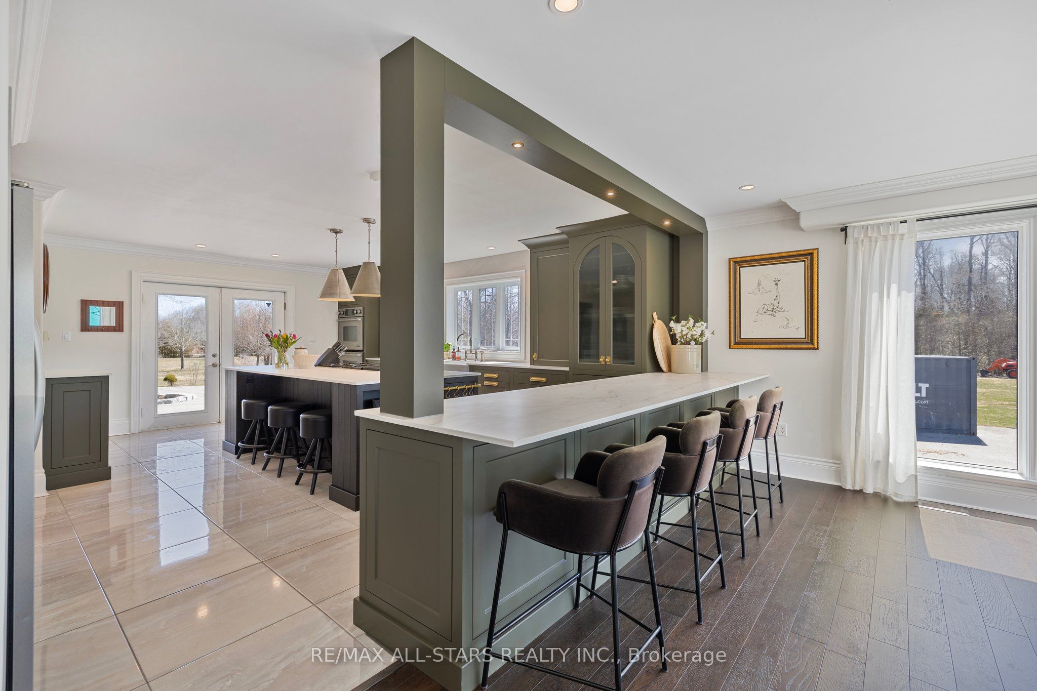 25956 Mccowan Road Property Photo 10