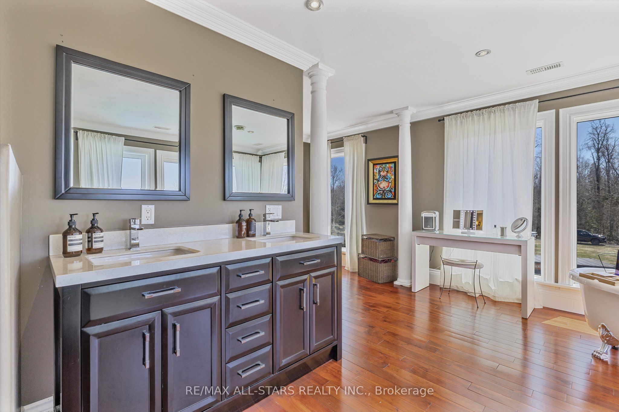 25956 Mccowan Road Property Photo 20