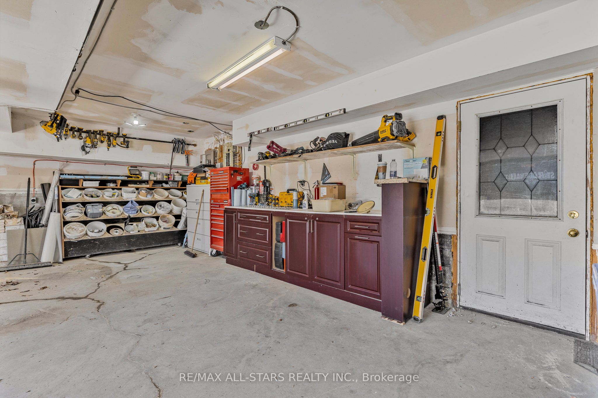 25956 Mccowan Road Property Photo 21
