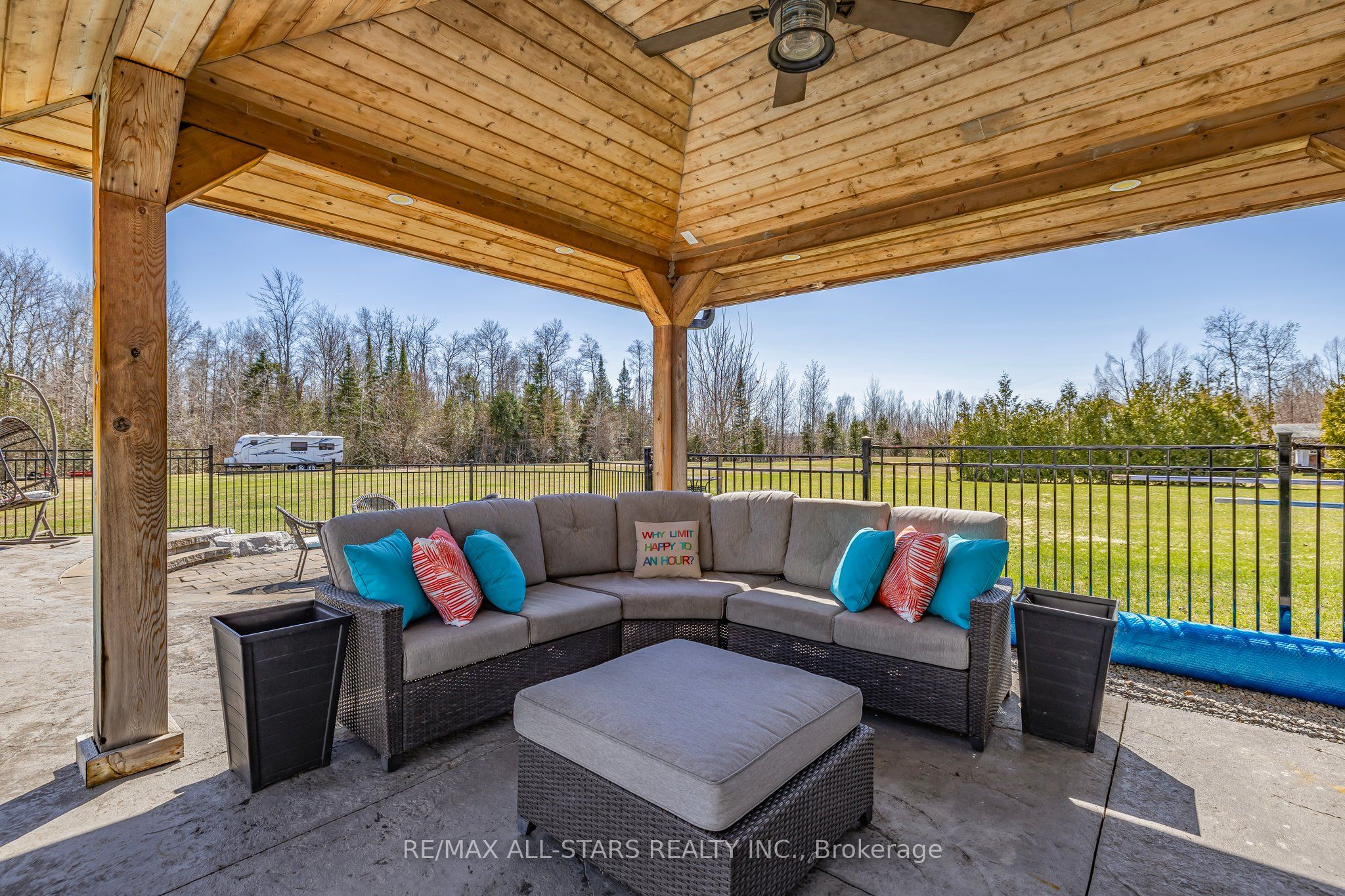 25956 Mccowan Road Property Photo 24