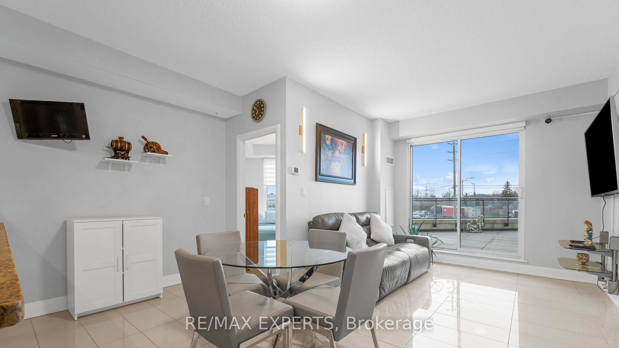 12 Woodstream Boulevard 201 Property Photo 12