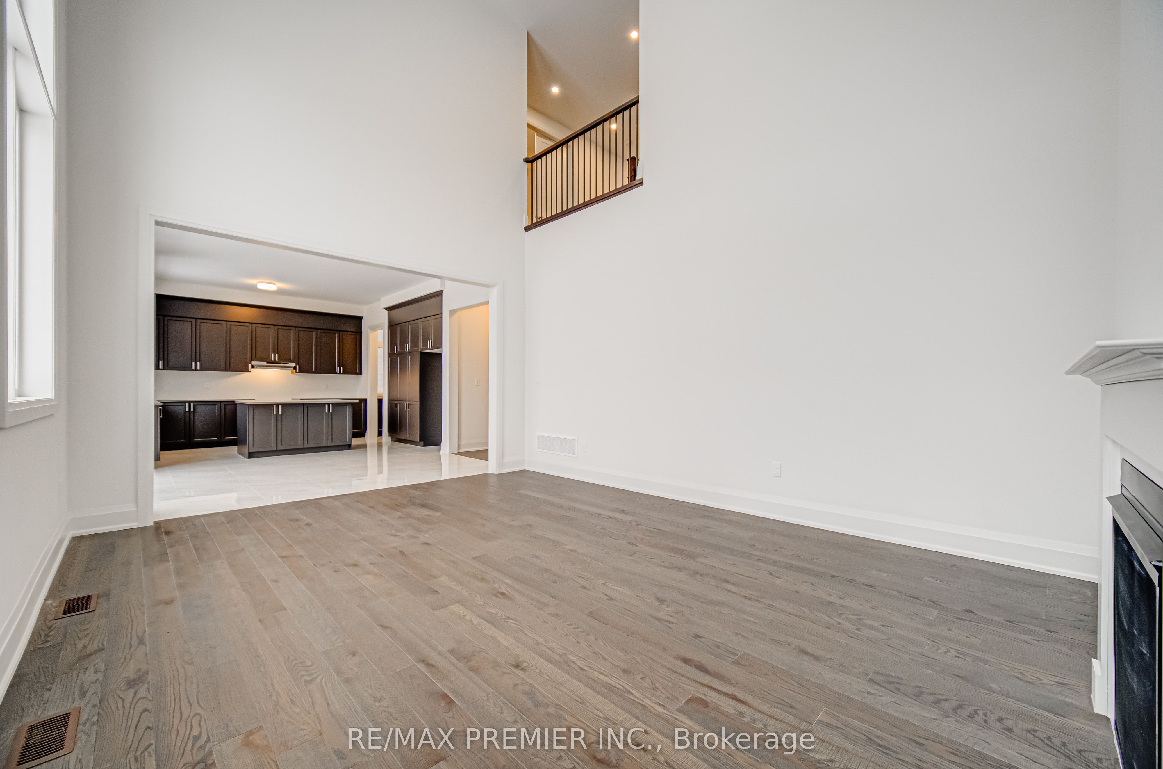 31 Bayberry Drive E Property Photo 20