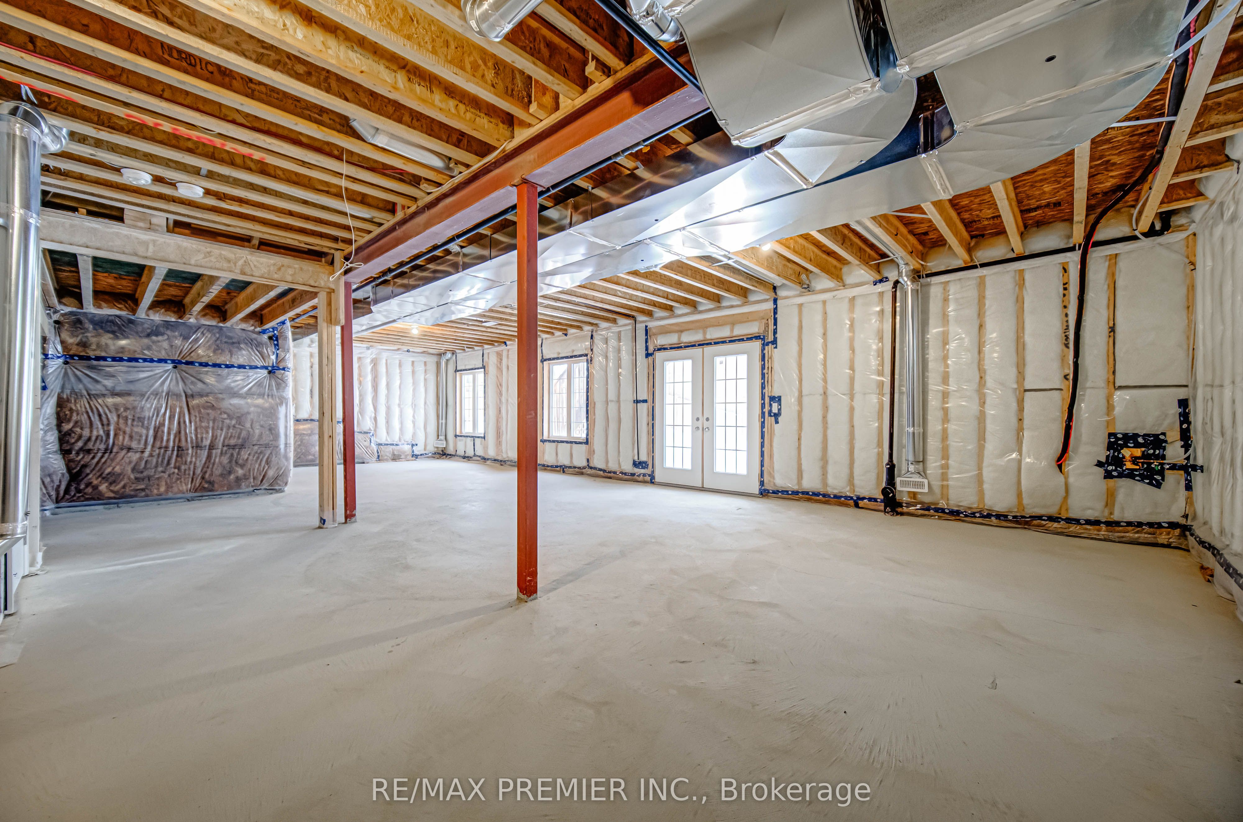 31 Bayberry Drive E Property Photo 45