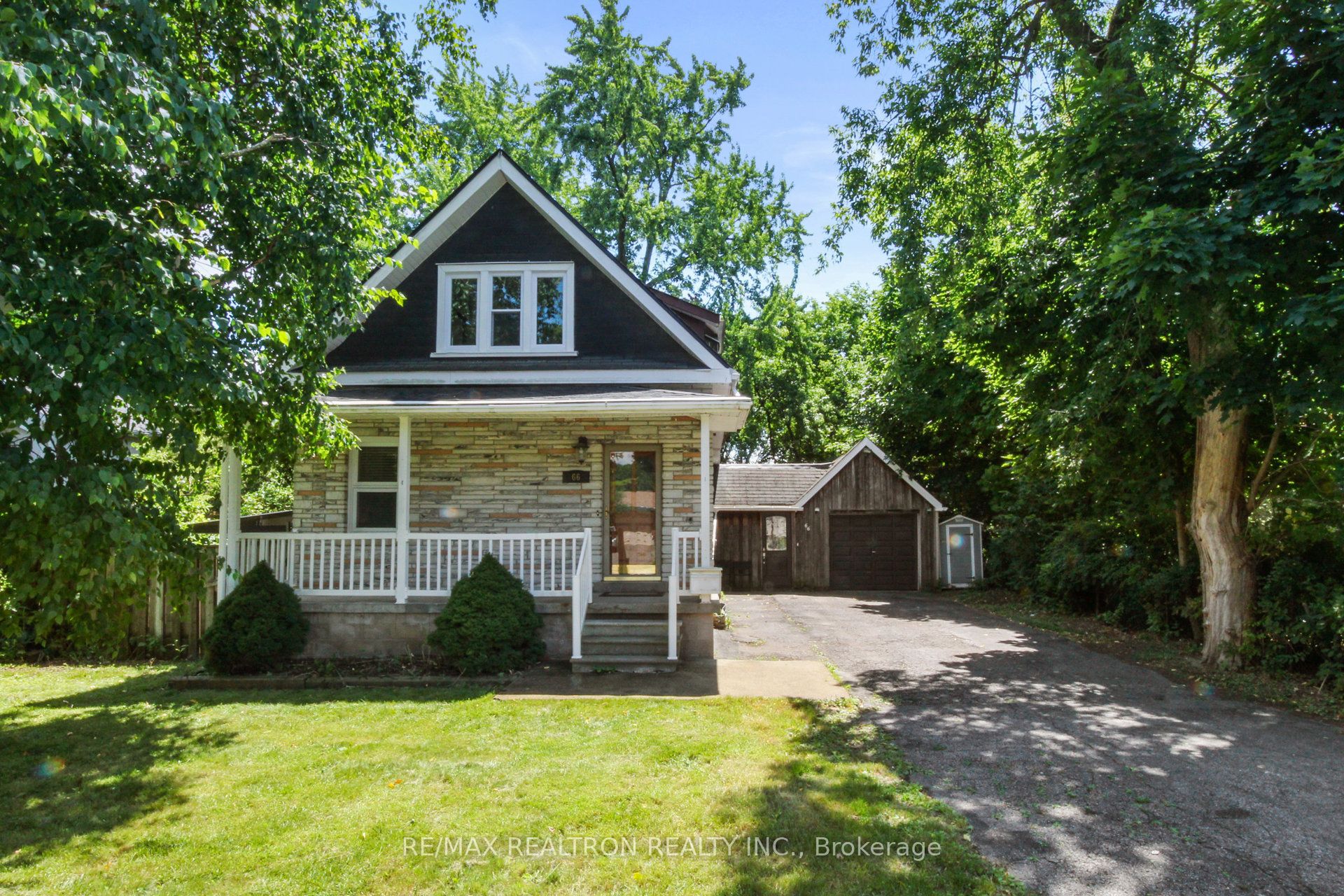 66 Centre Street Property Photo 1