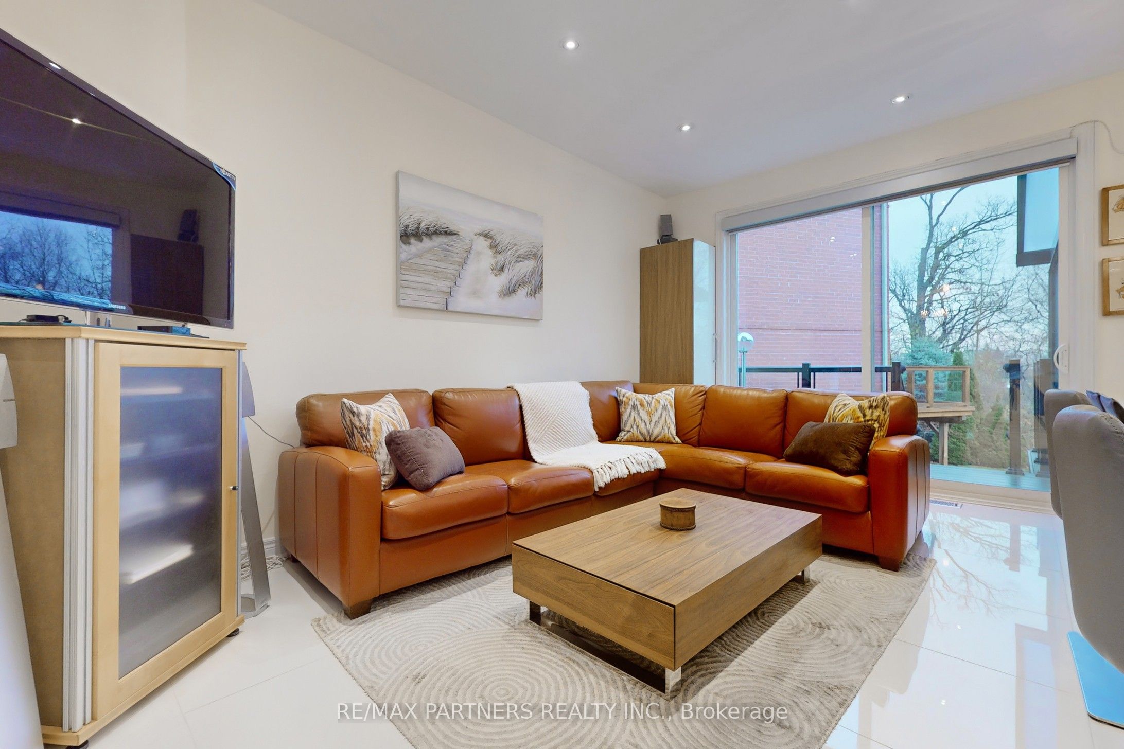 25 Crispin Court Property Photo 14