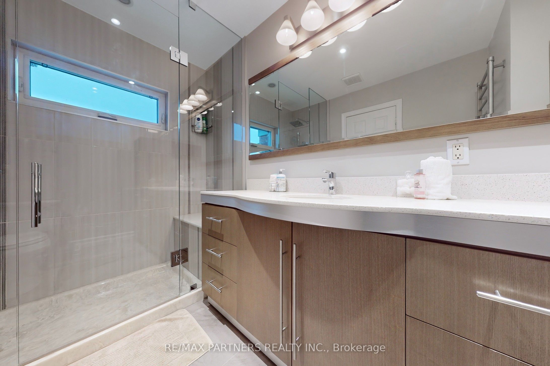 25 Crispin Court Property Photo 28