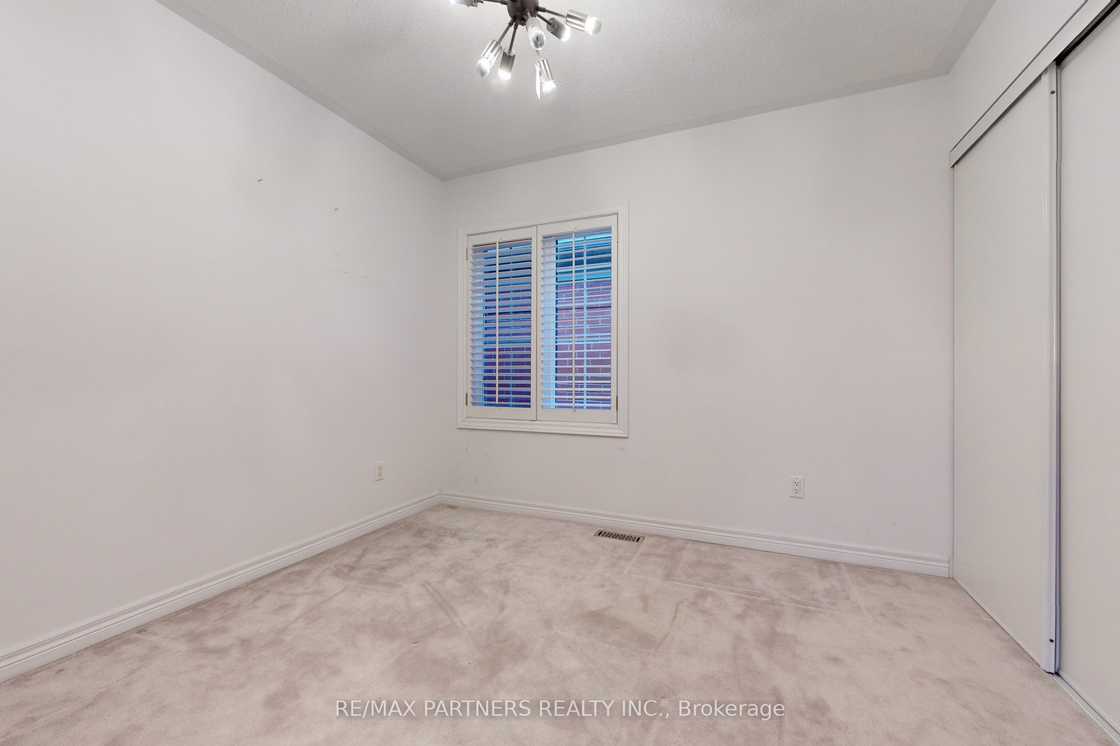 25 Crispin Court Property Photo 33