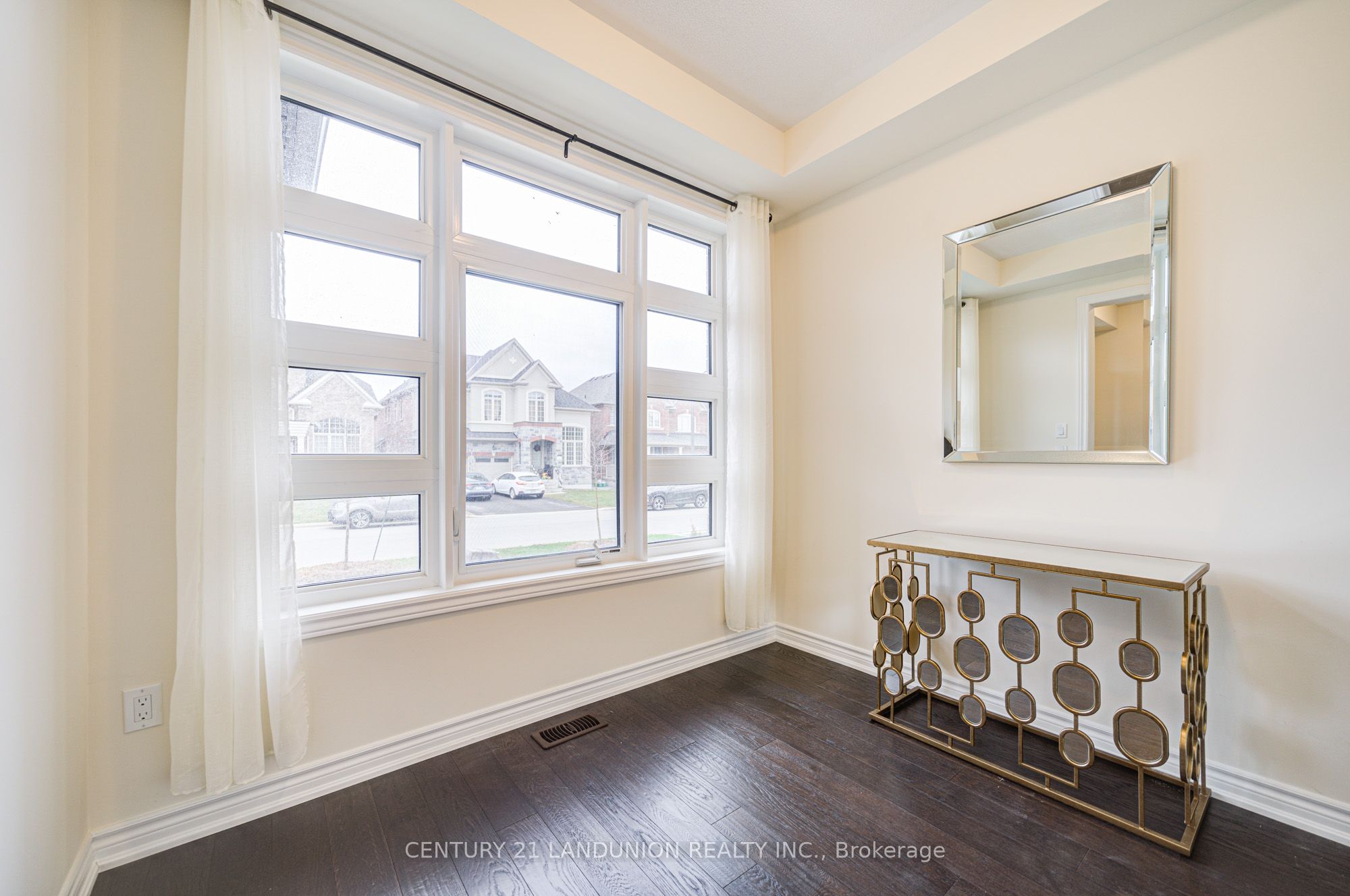 8 Bruce Welch Avenue Property Photo 5