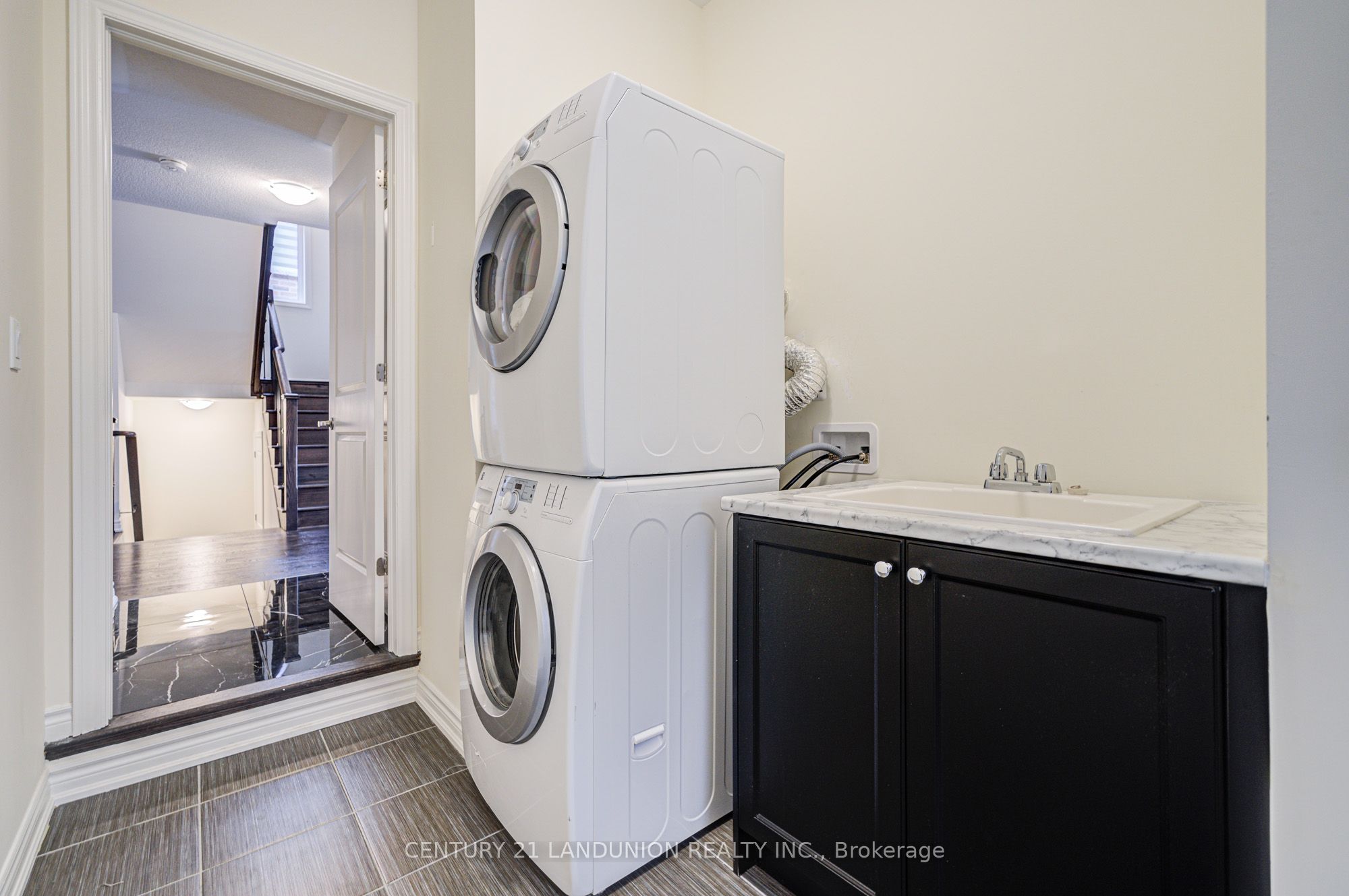 8 Bruce Welch Avenue Property Photo 24