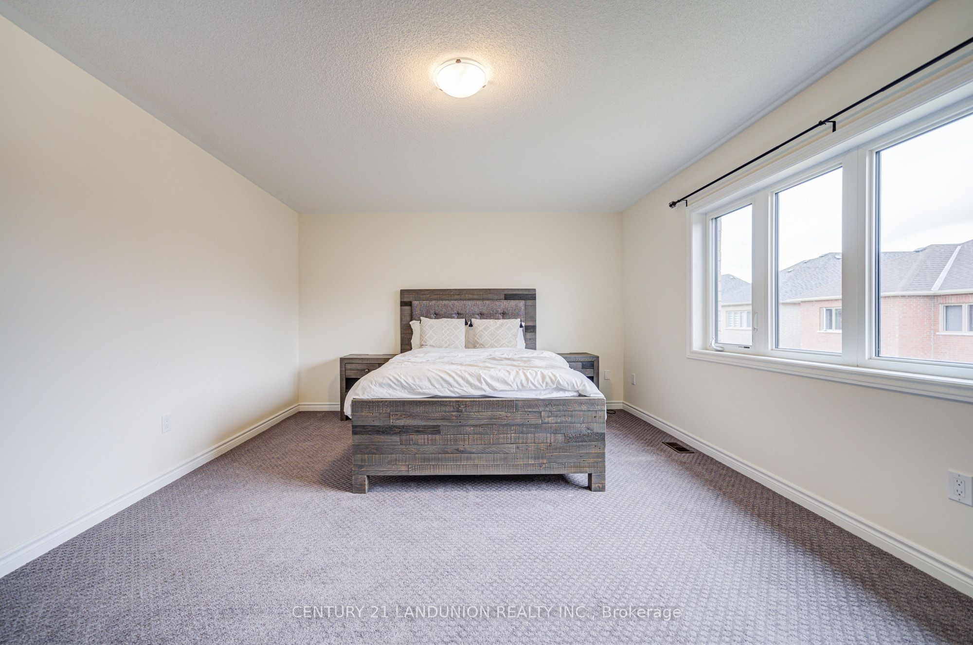 8 Bruce Welch Avenue Property Photo 27