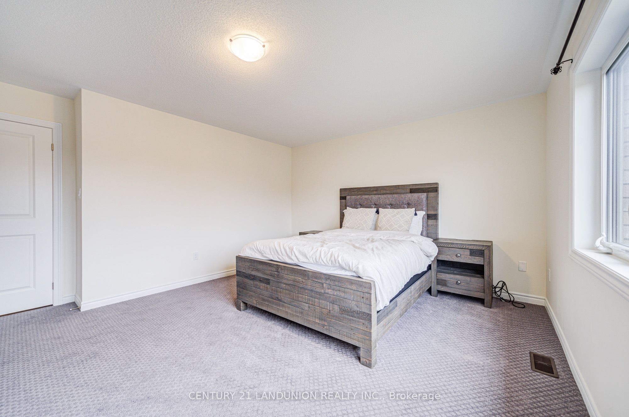 8 Bruce Welch Avenue Property Photo 28