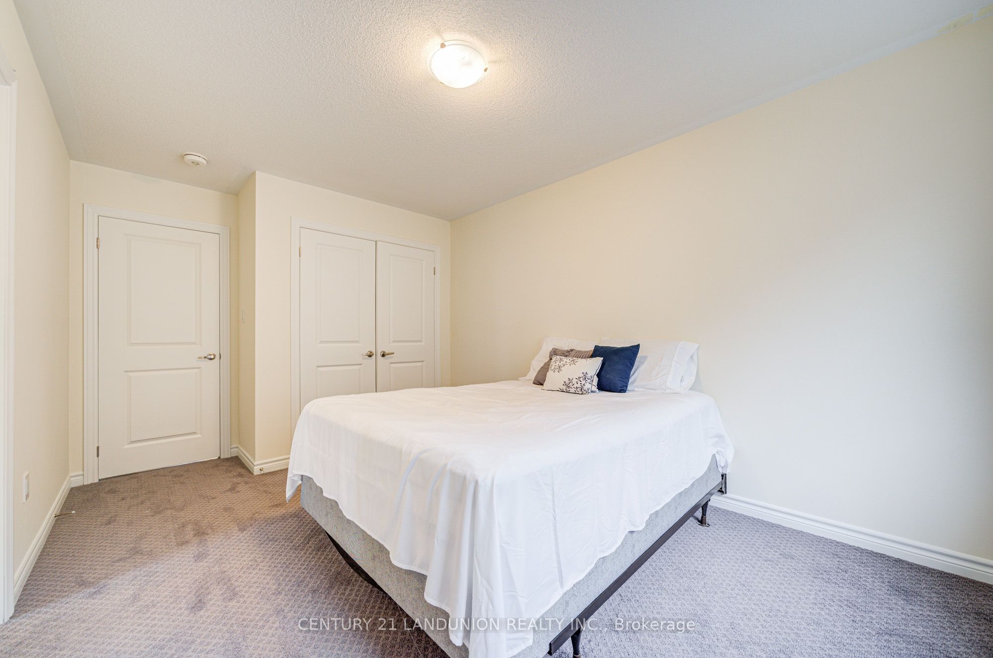 8 Bruce Welch Avenue Property Photo 36