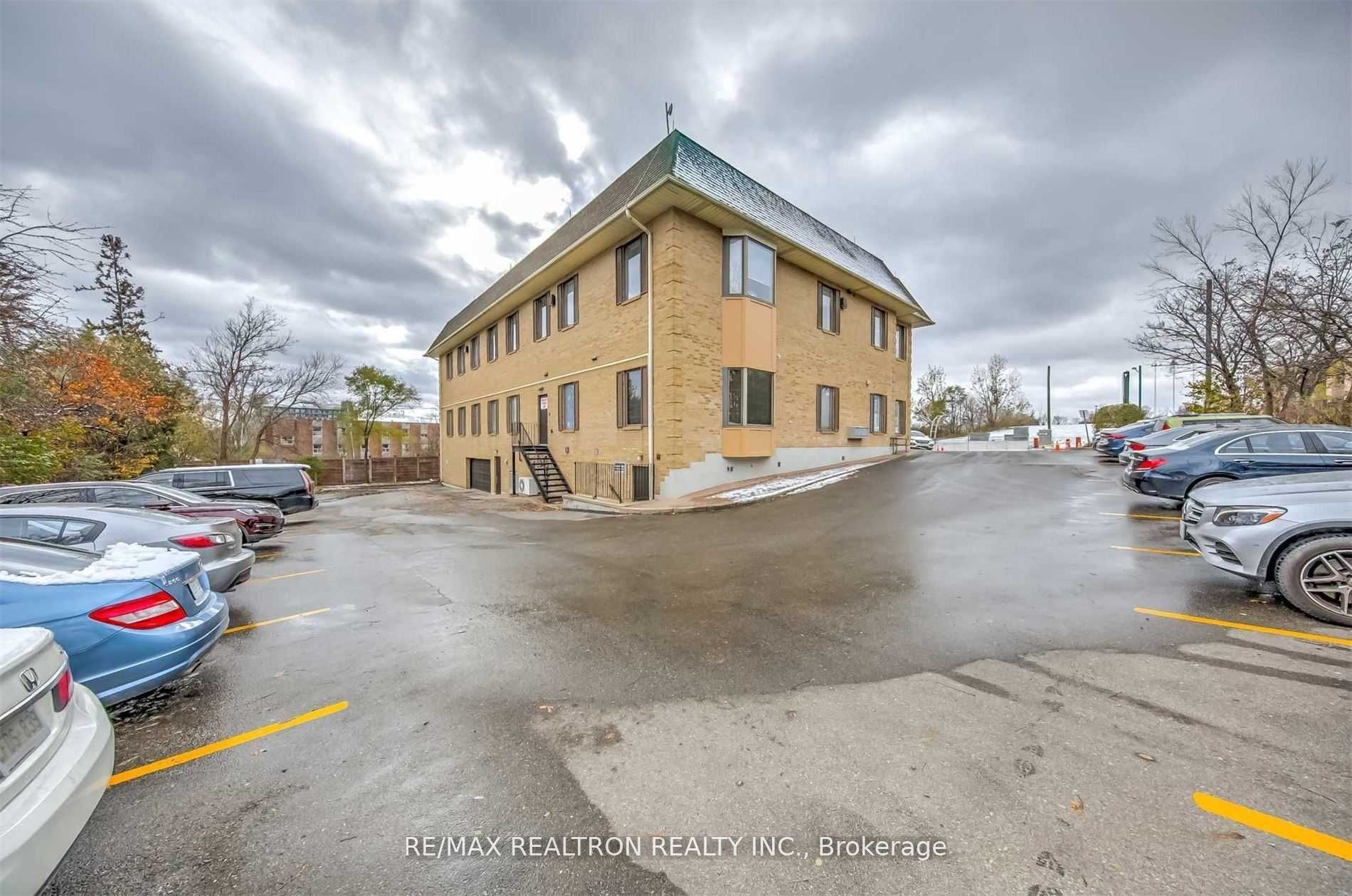 9955 Yonge Street 207 Property Photo 9