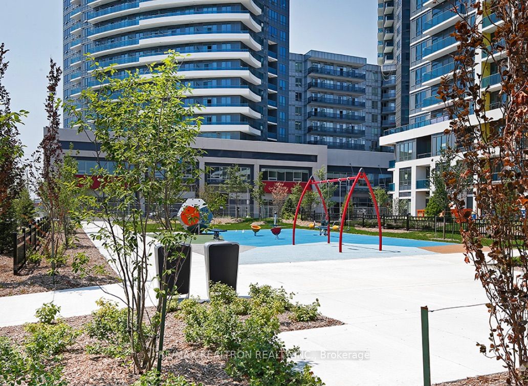 7161 Yonge Street E 1222 Property Photo 11