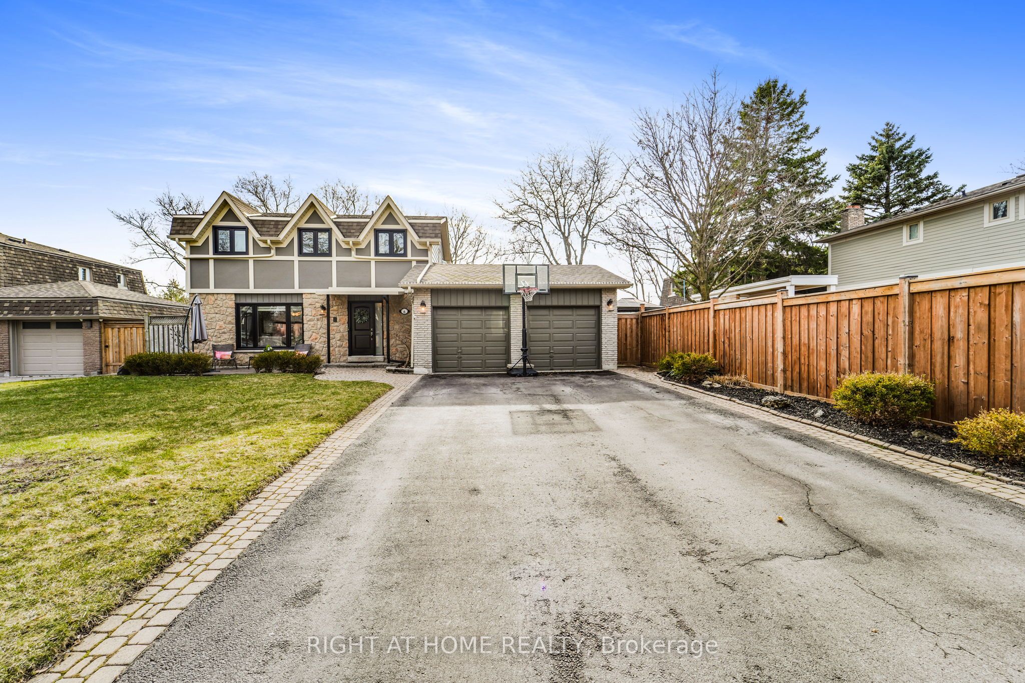 6 Jack Court Property Photo 1