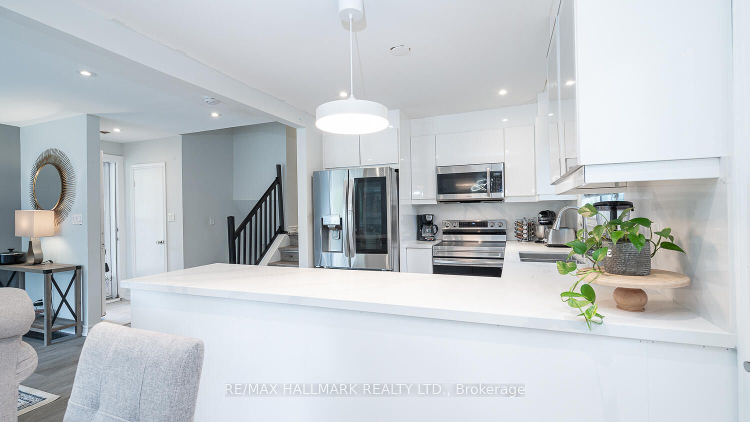 11 Seaton Drive Property Photo 1