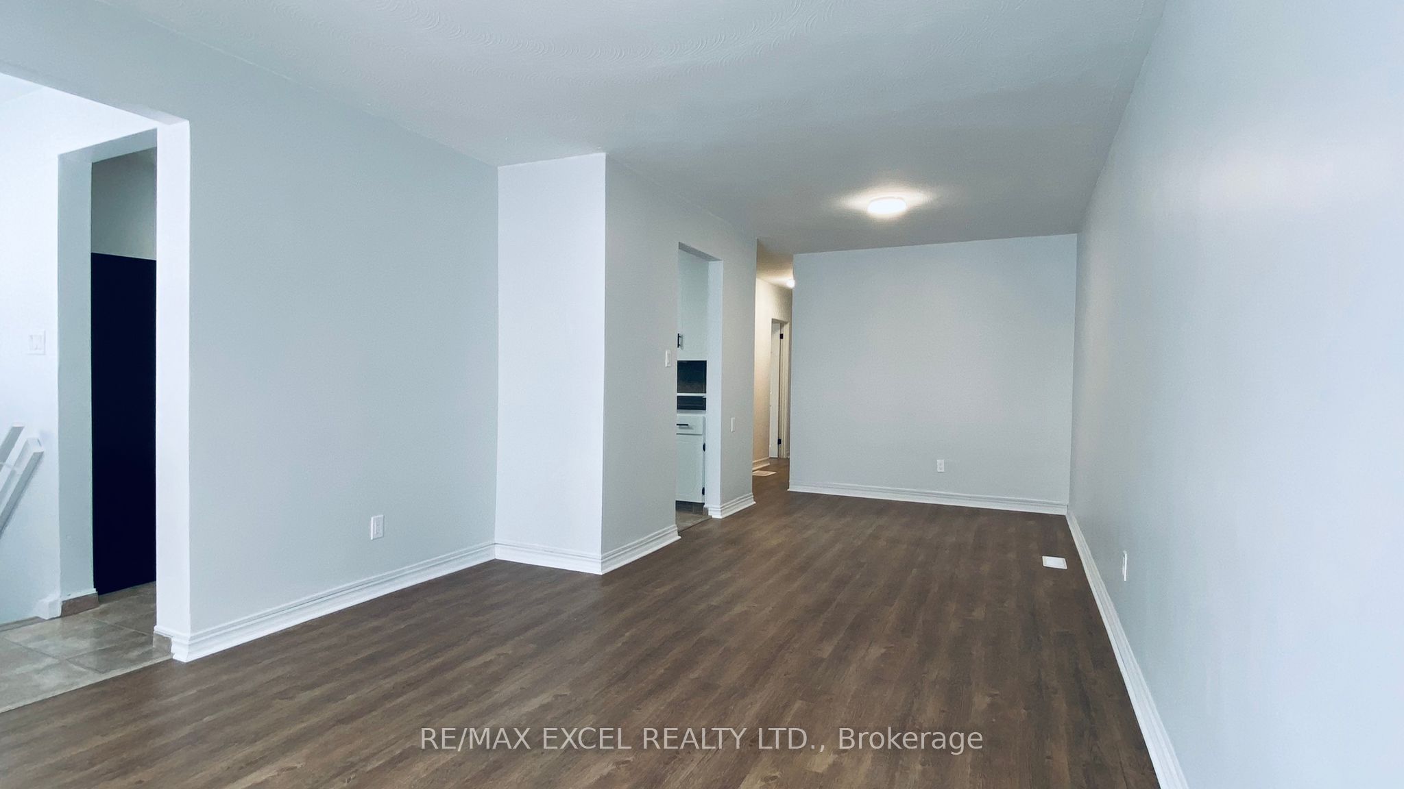 88 Longford Drive Main Floor Property Photo 4