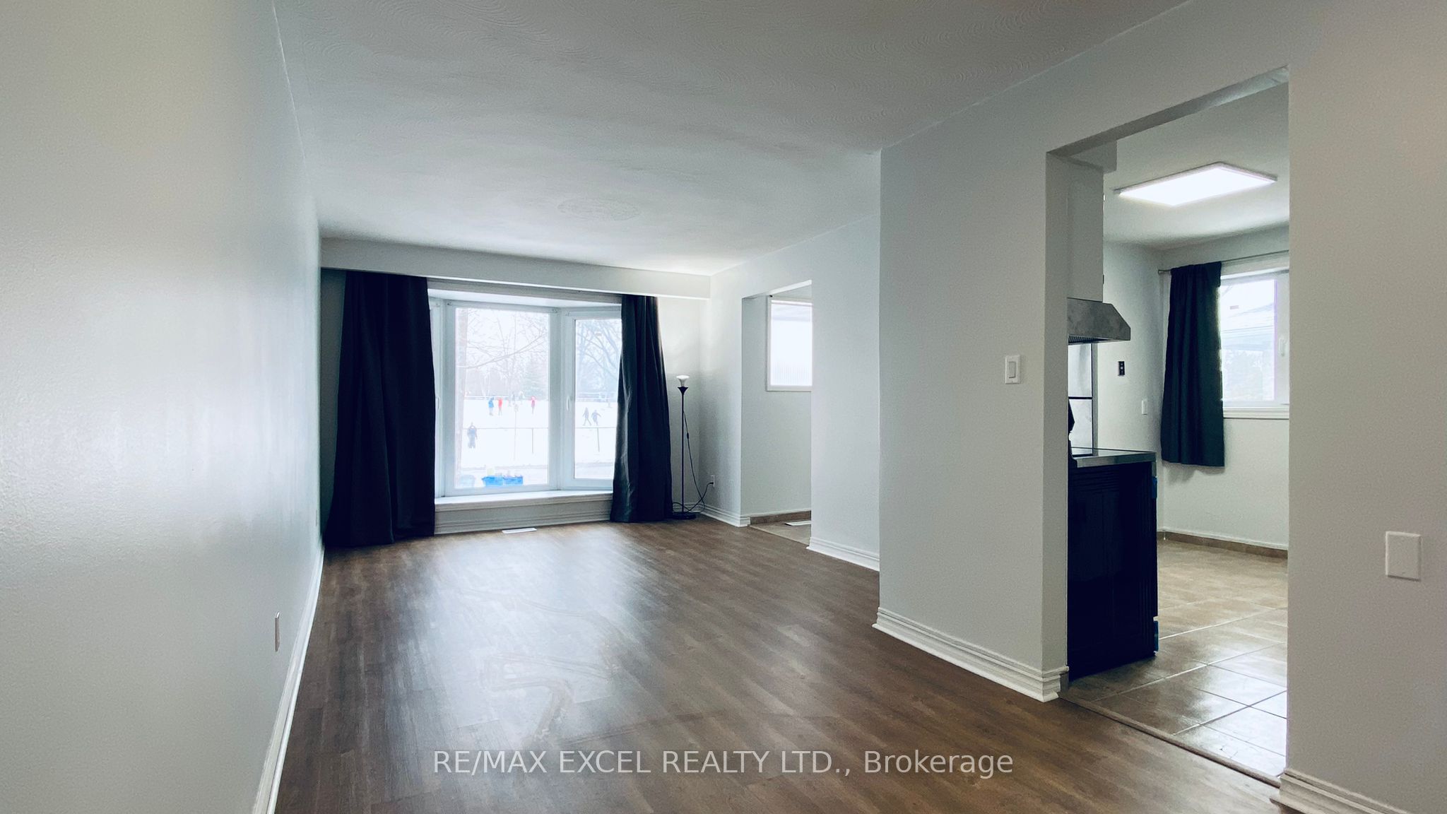 88 Longford Drive Main Floor Property Photo 5