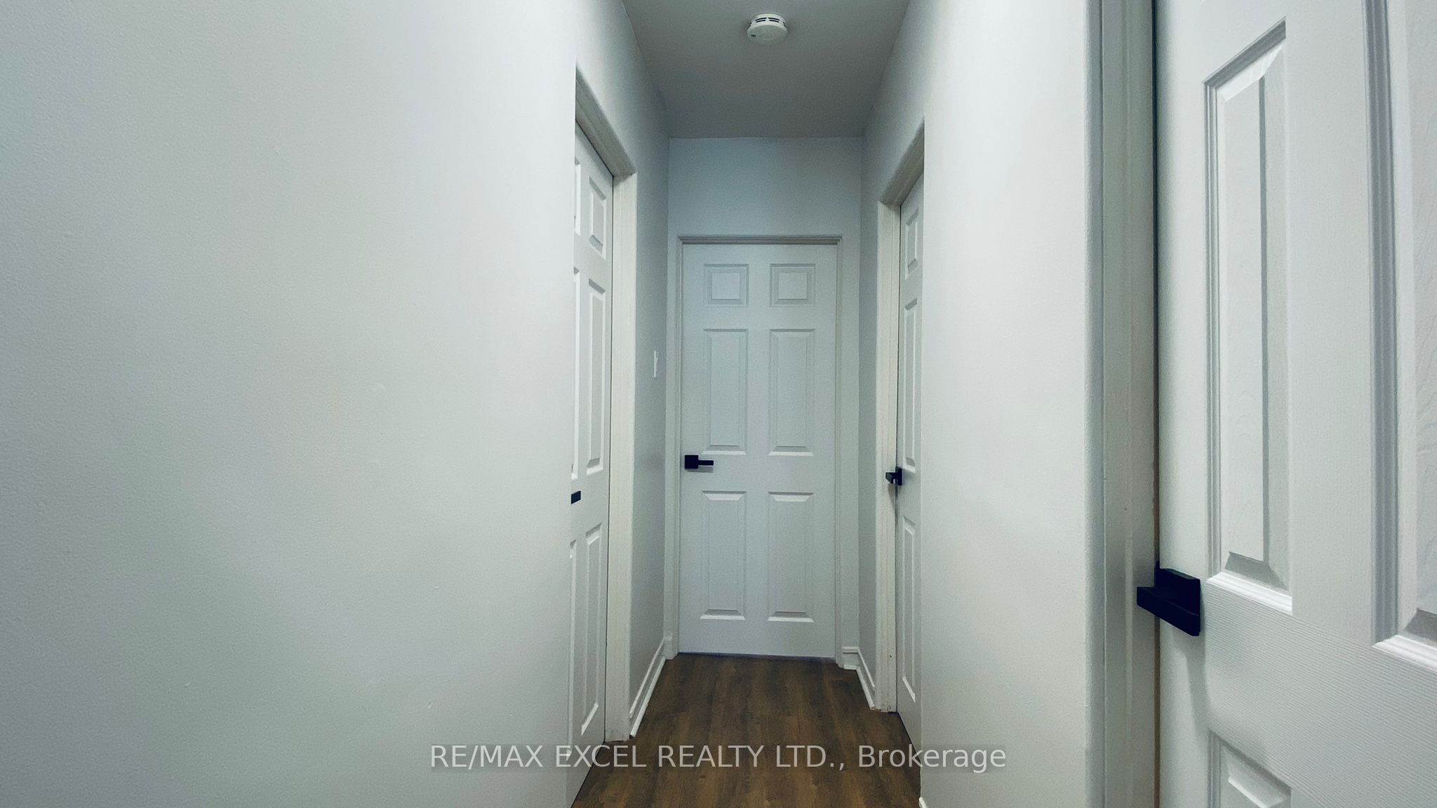 88 Longford Drive Main Floor Property Photo 10