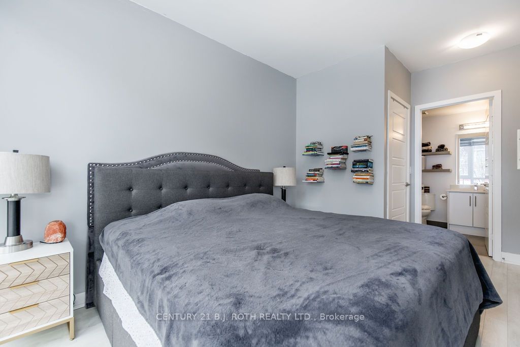 #g-15 - 375 Sea Ray Avenue Property Photo 15