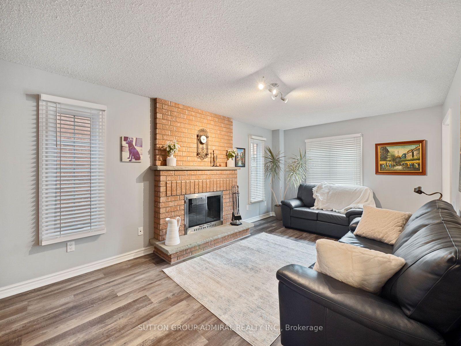 16 Cowles Court Property Photo 12