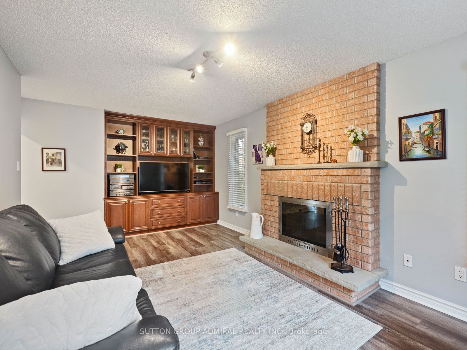 16 Cowles Court Property Photo 13