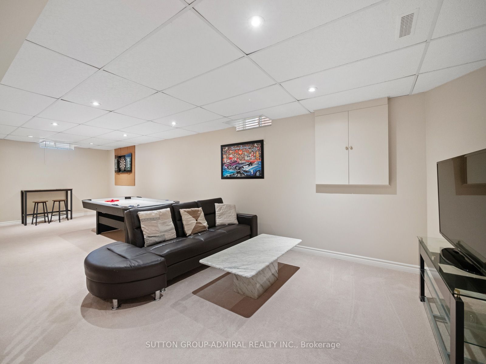 16 Cowles Court Property Photo 29