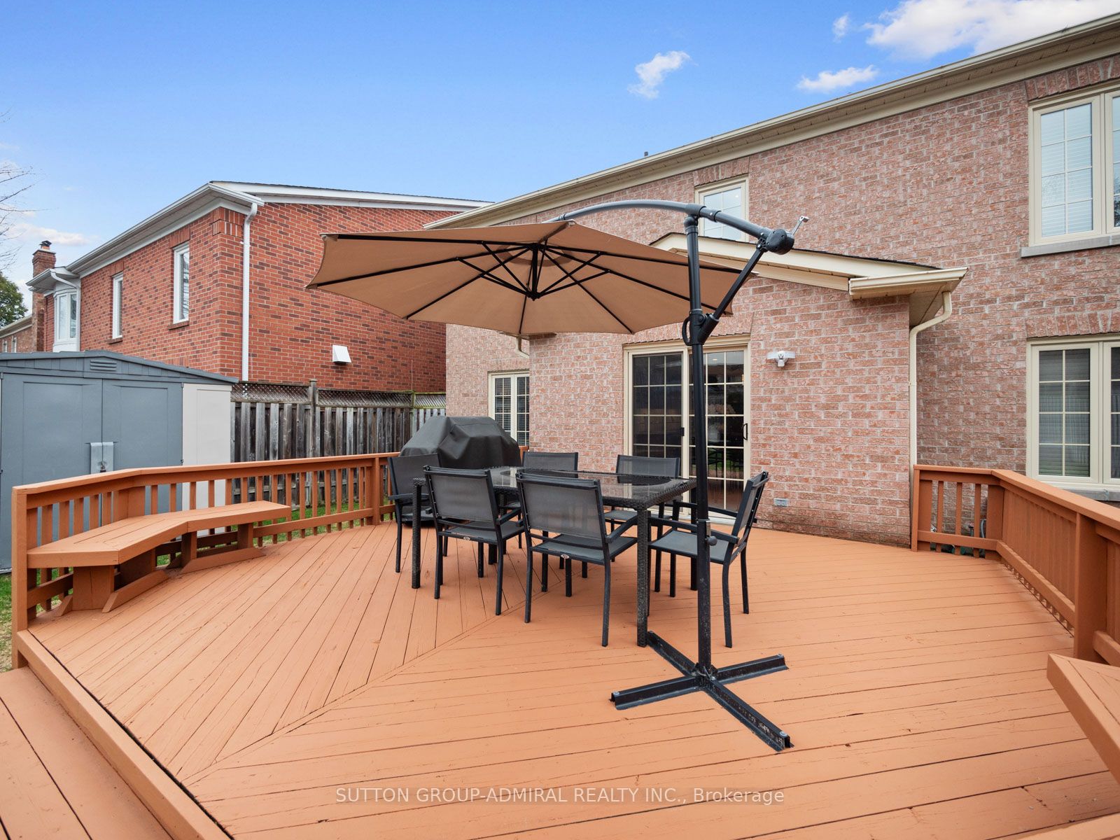 16 Cowles Court Property Photo 37
