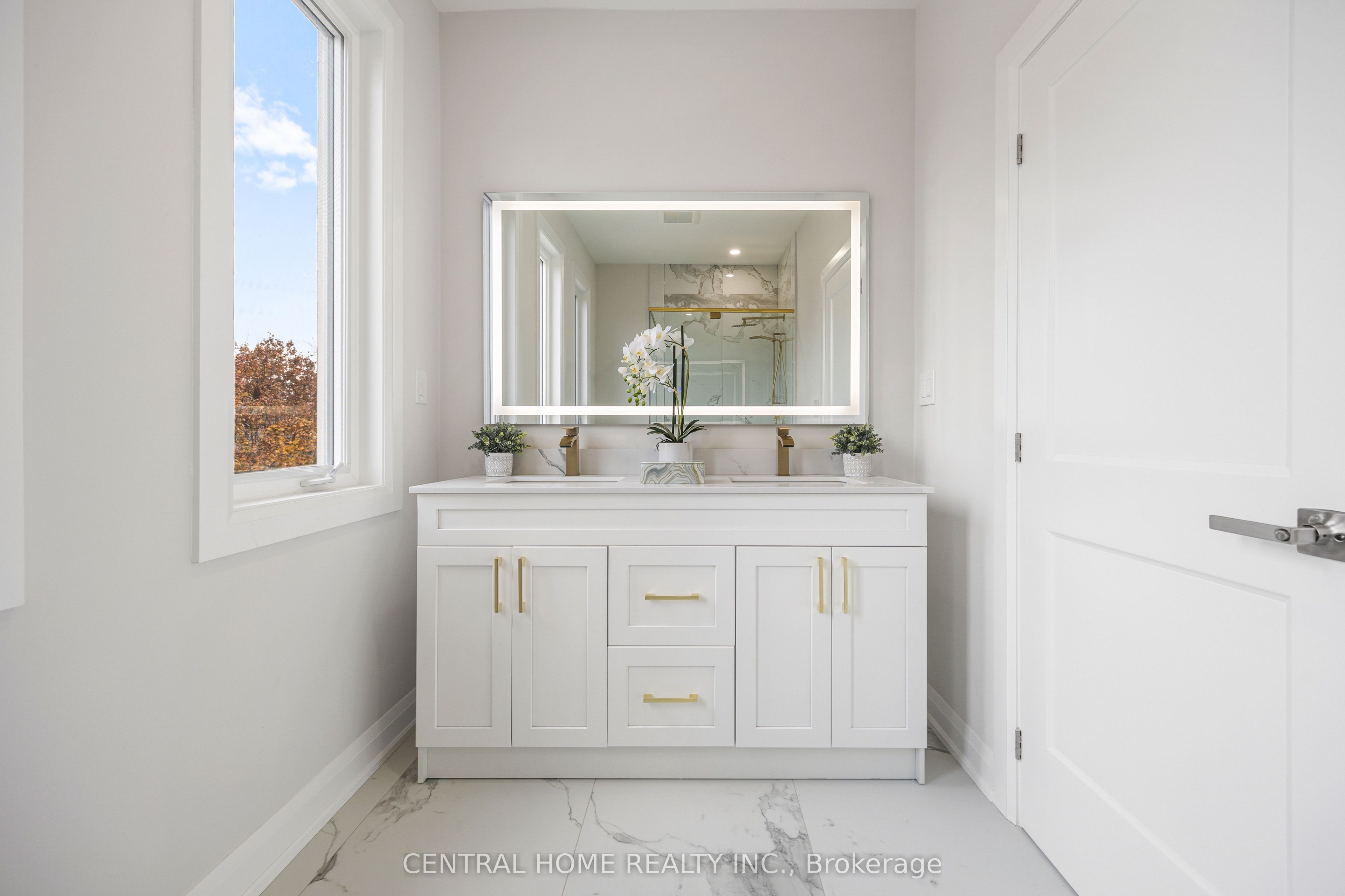 2946 Elgin Mills Road E Property Photo 15