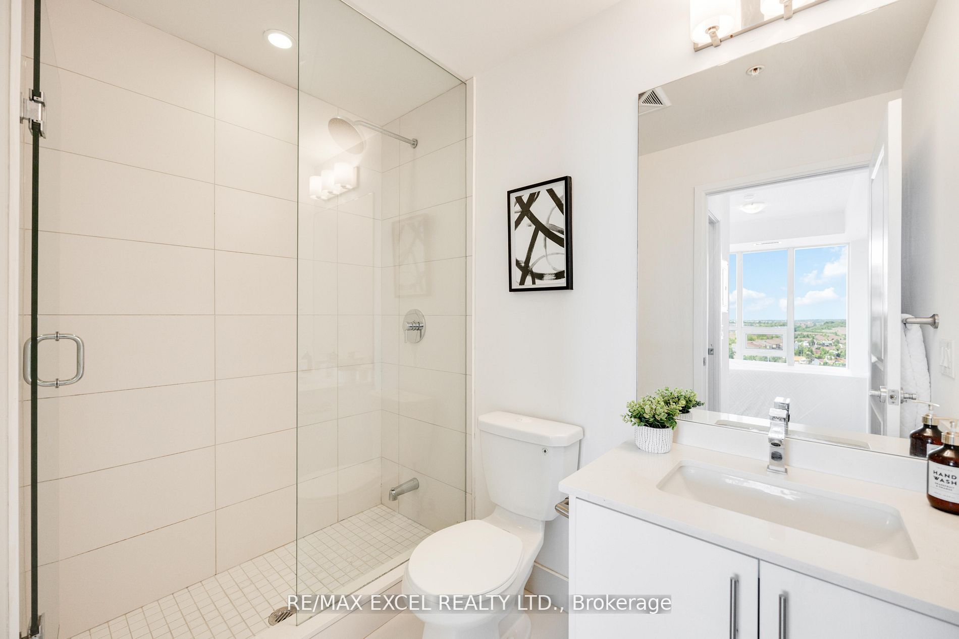 9582 Markham Rd Property Photo 12