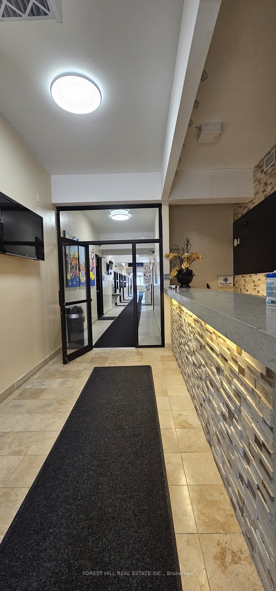 10087 Yonge Street 104 Property Photo 10