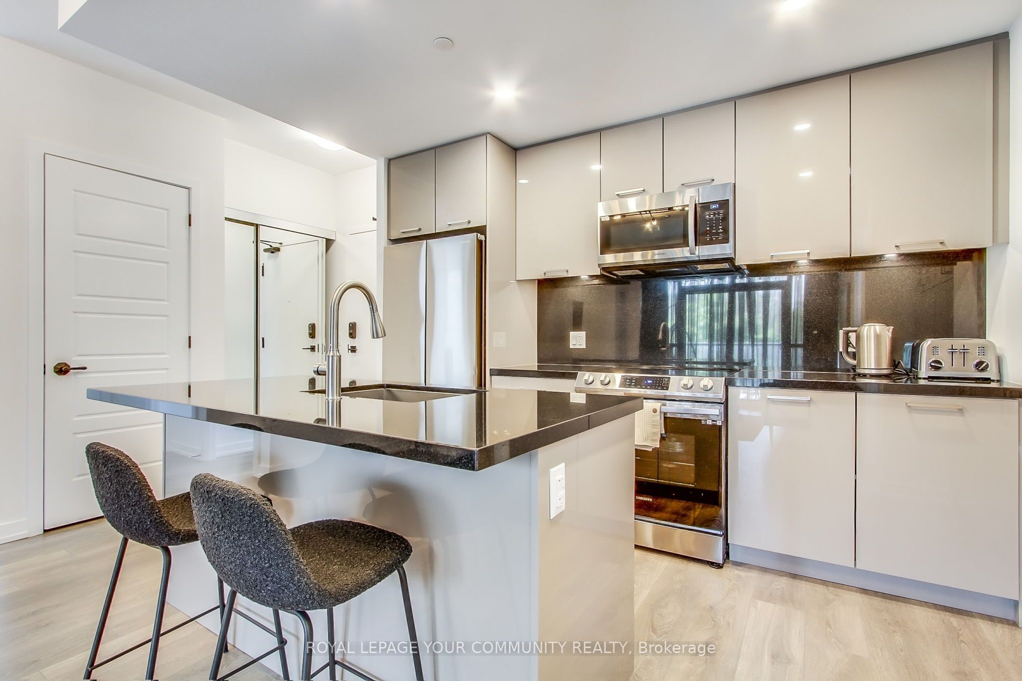 #342 - 415 Sea Ray Avenue Property Photo 1