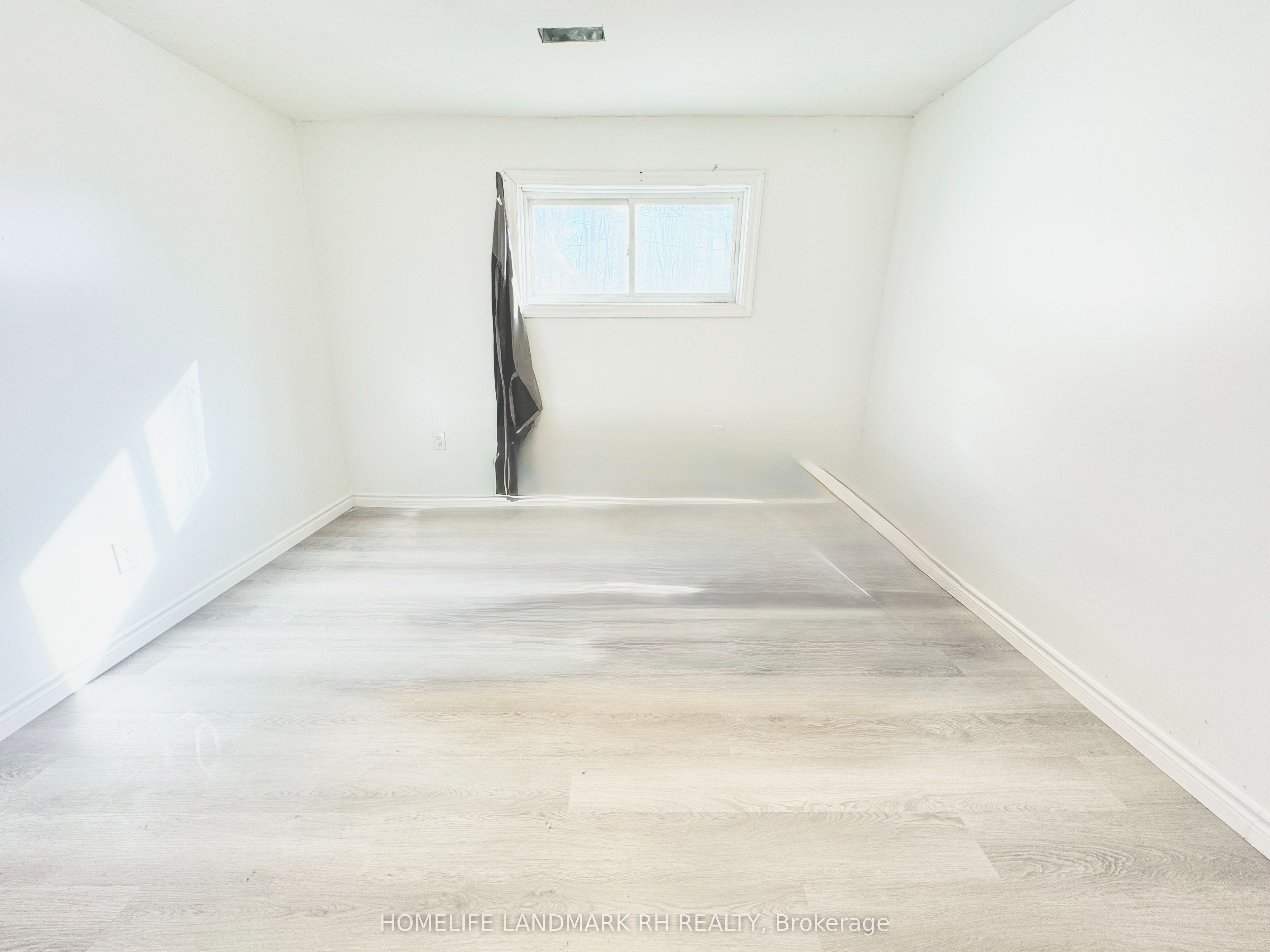 25066 Commodore Road 102 Property Photo 6