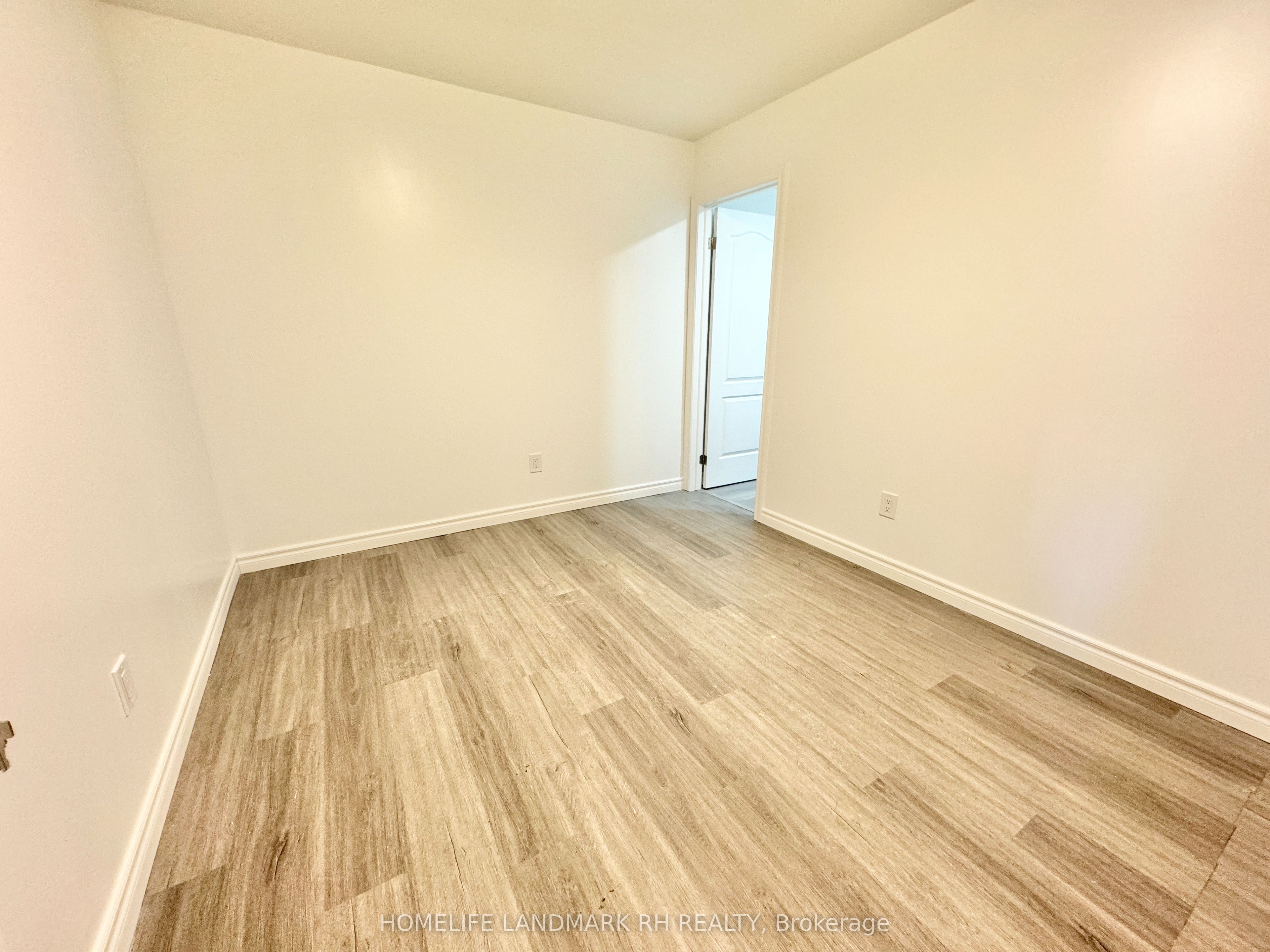 25066 Commodore Road 102 Property Photo 9