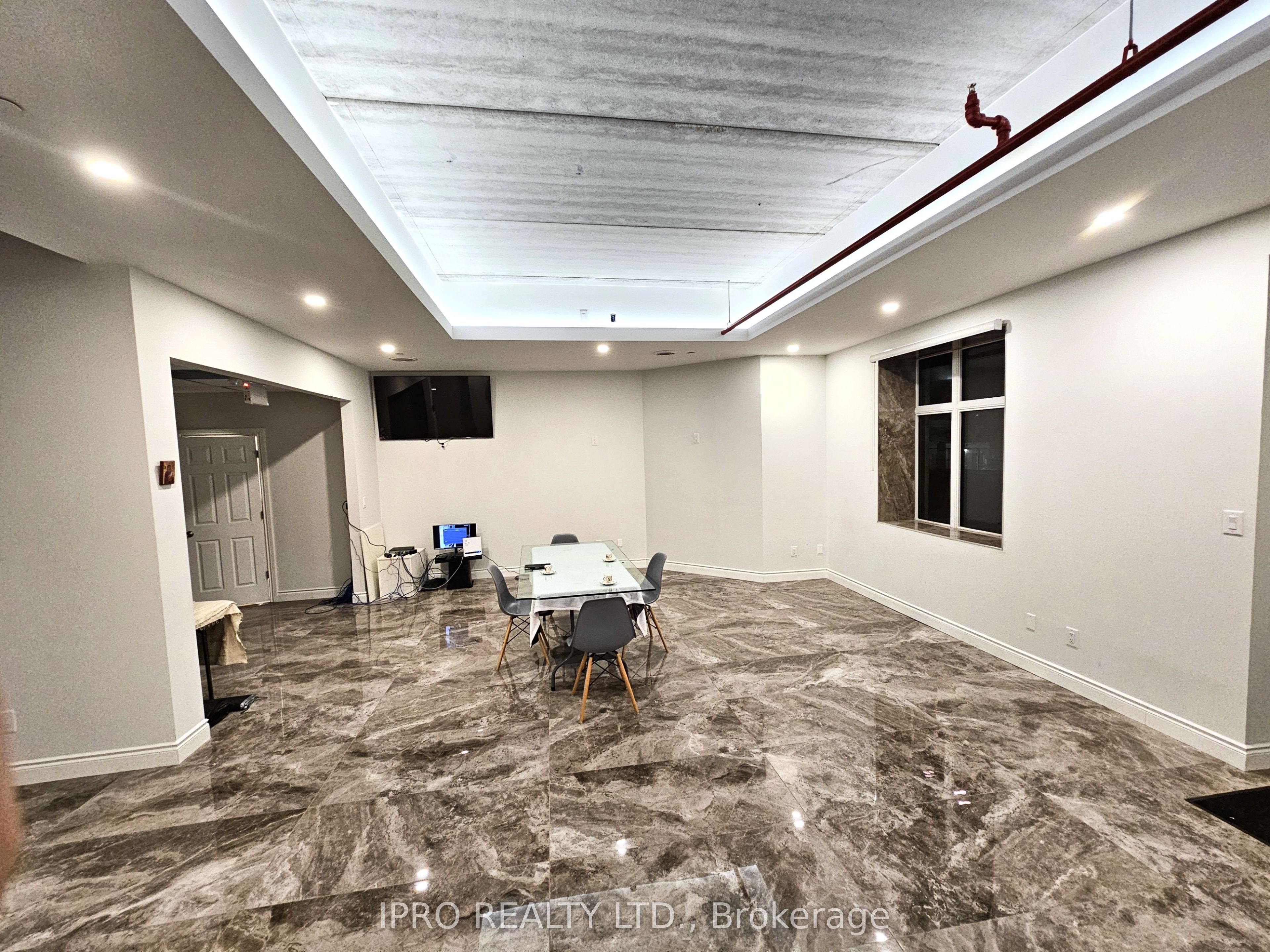 200 Cachet Woods Ct Property Photo 15