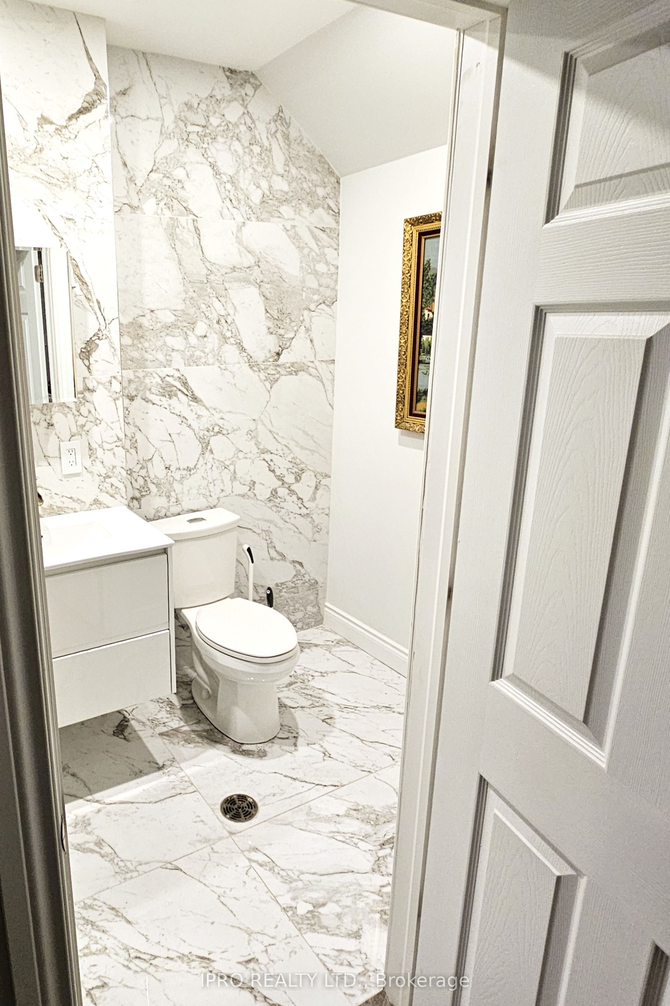 200 Cachet Woods Ct Property Photo 20