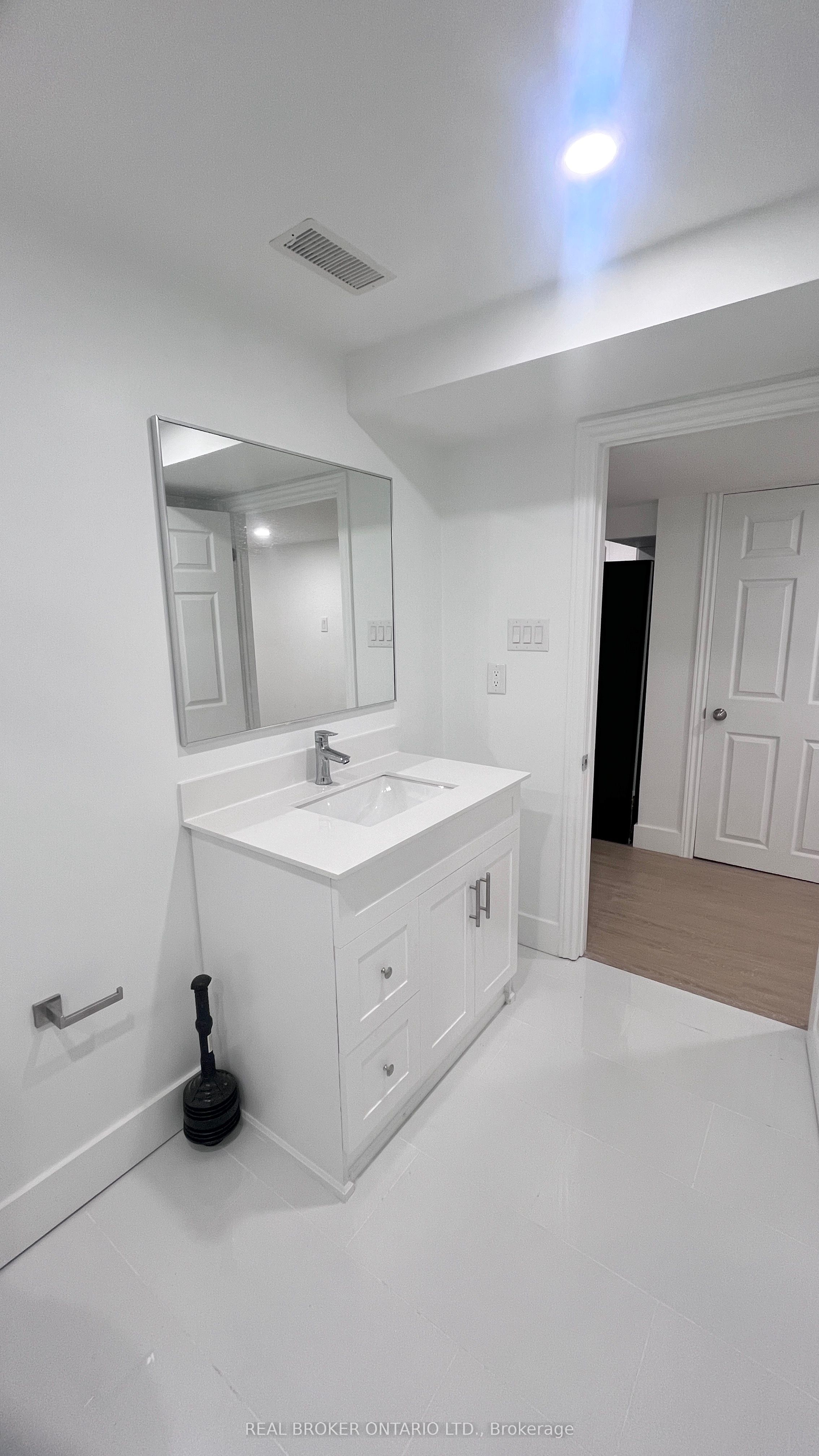 8 Rainsford Road Property Photo 11