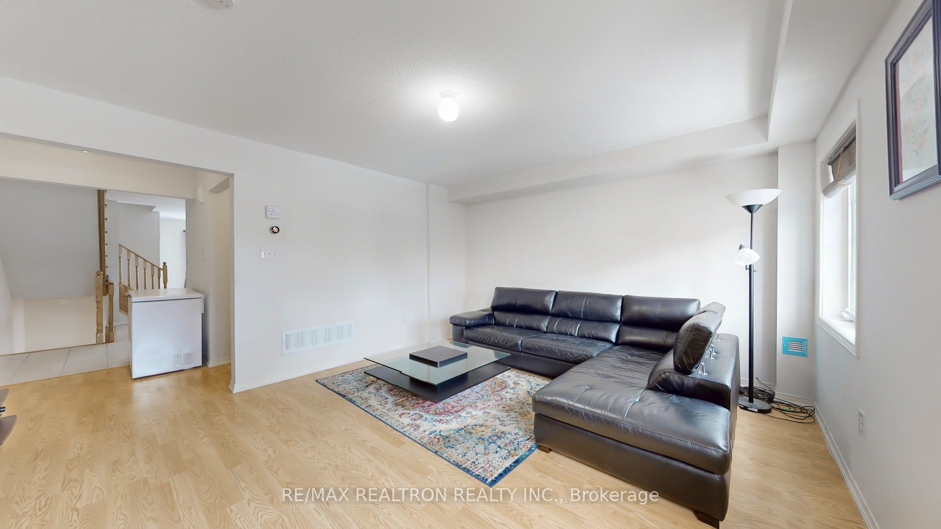 16 Eastern Skies Way Property Photo 8