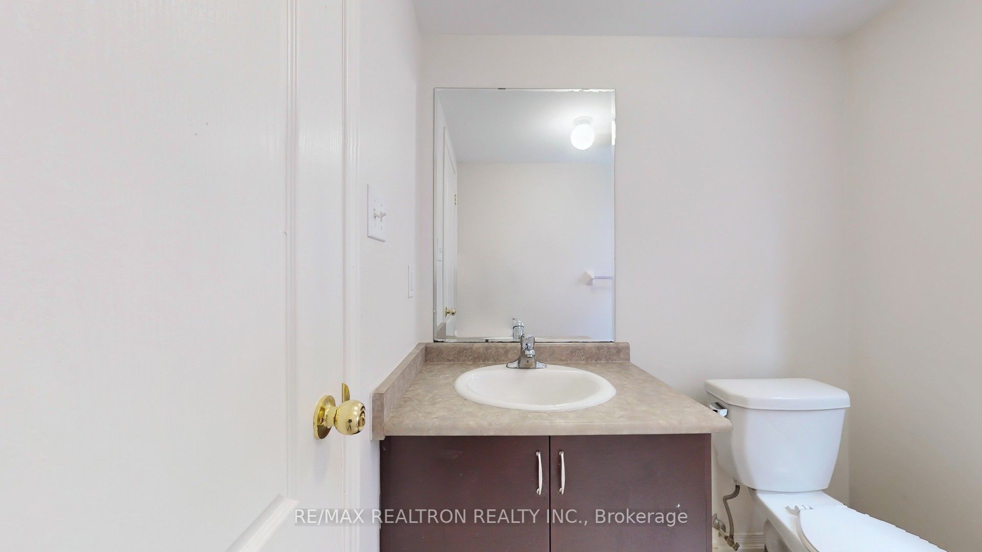 16 Eastern Skies Way Property Photo 18