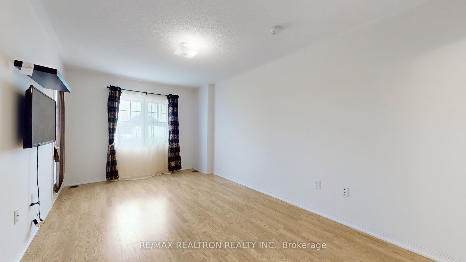 16 Eastern Skies Way Property Photo 21