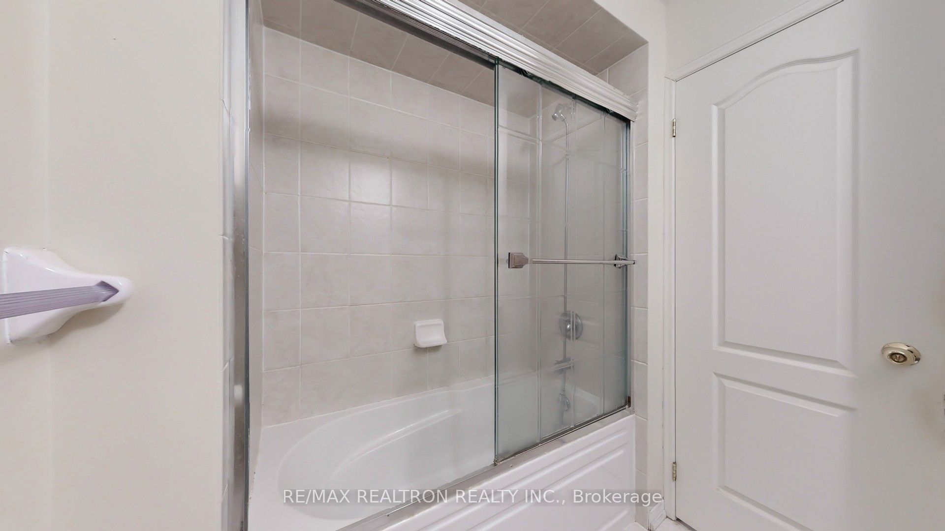 16 Eastern Skies Way Property Photo 33
