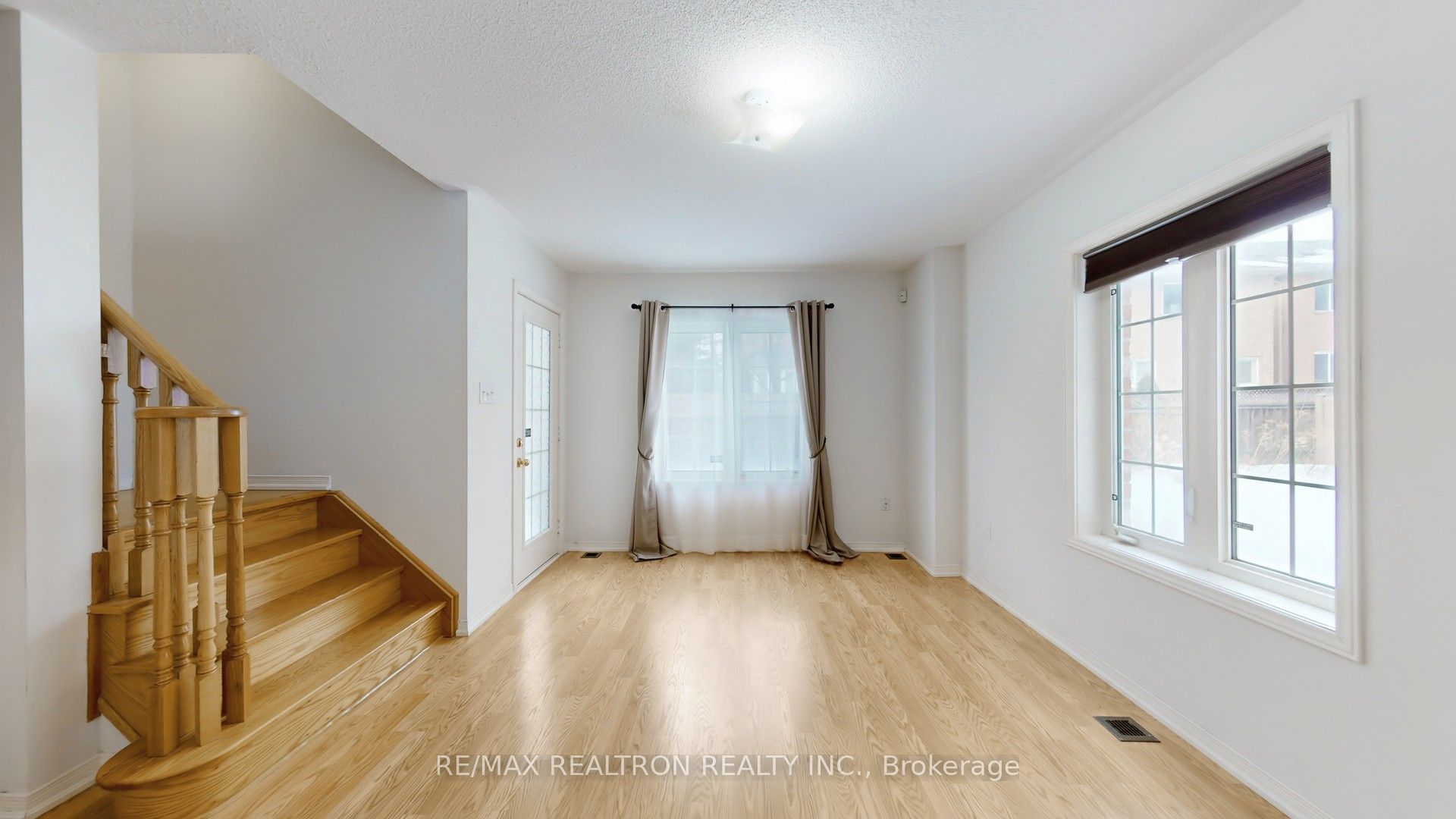 16 Eastern Skies Way Property Photo 37