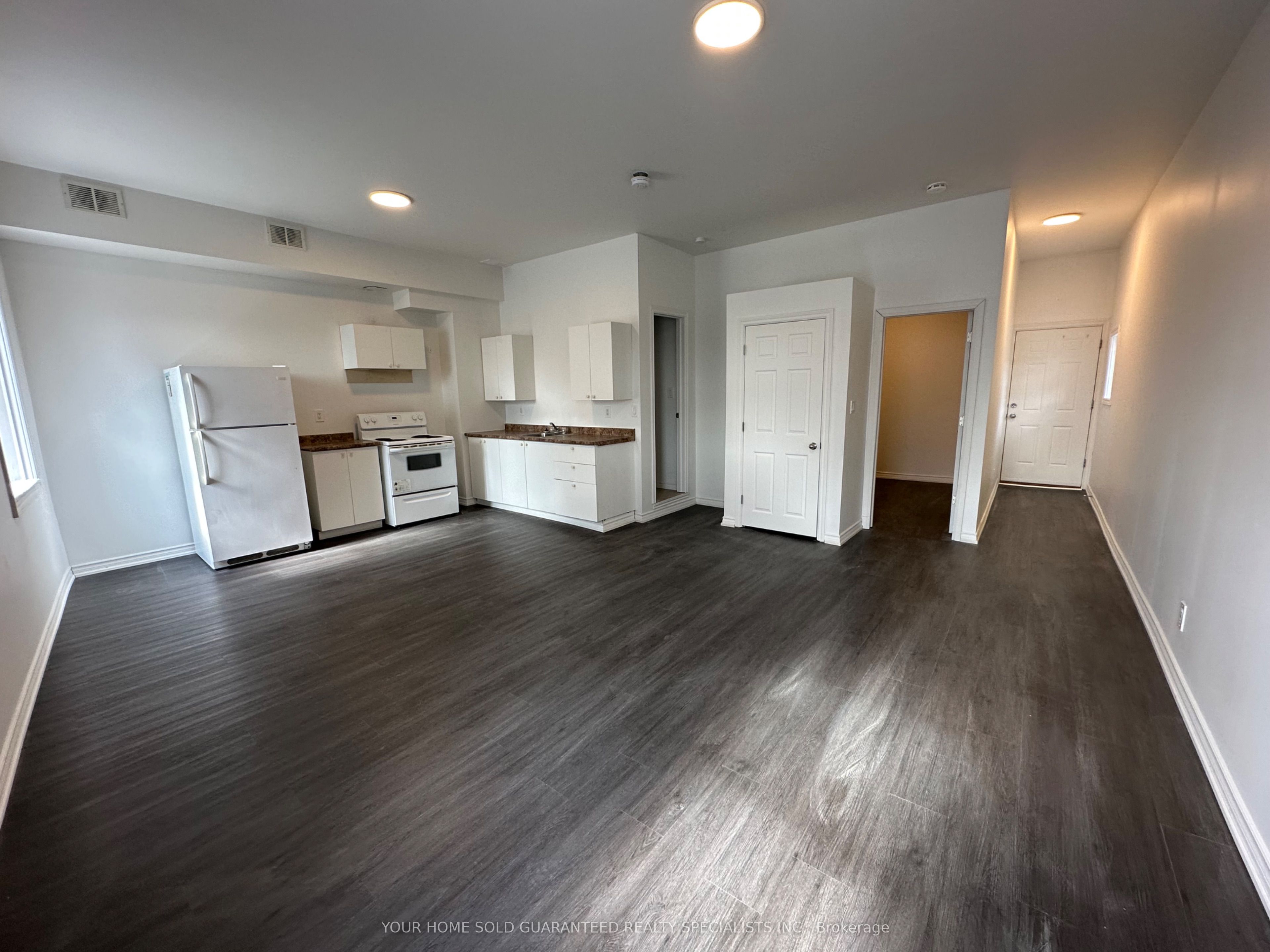 15240 Yonge Street 1 Property Photo 4