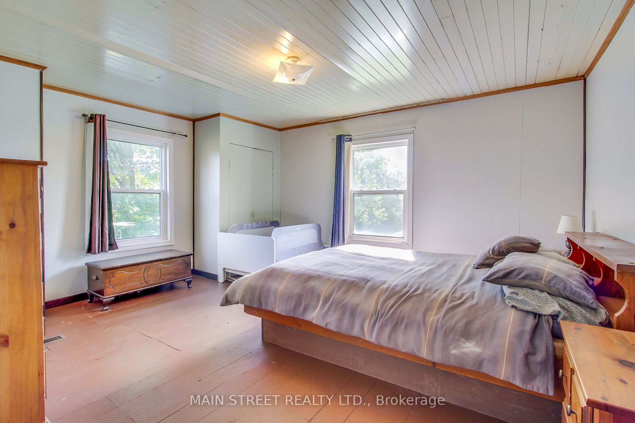 5984 3rd Line Property Photo 14