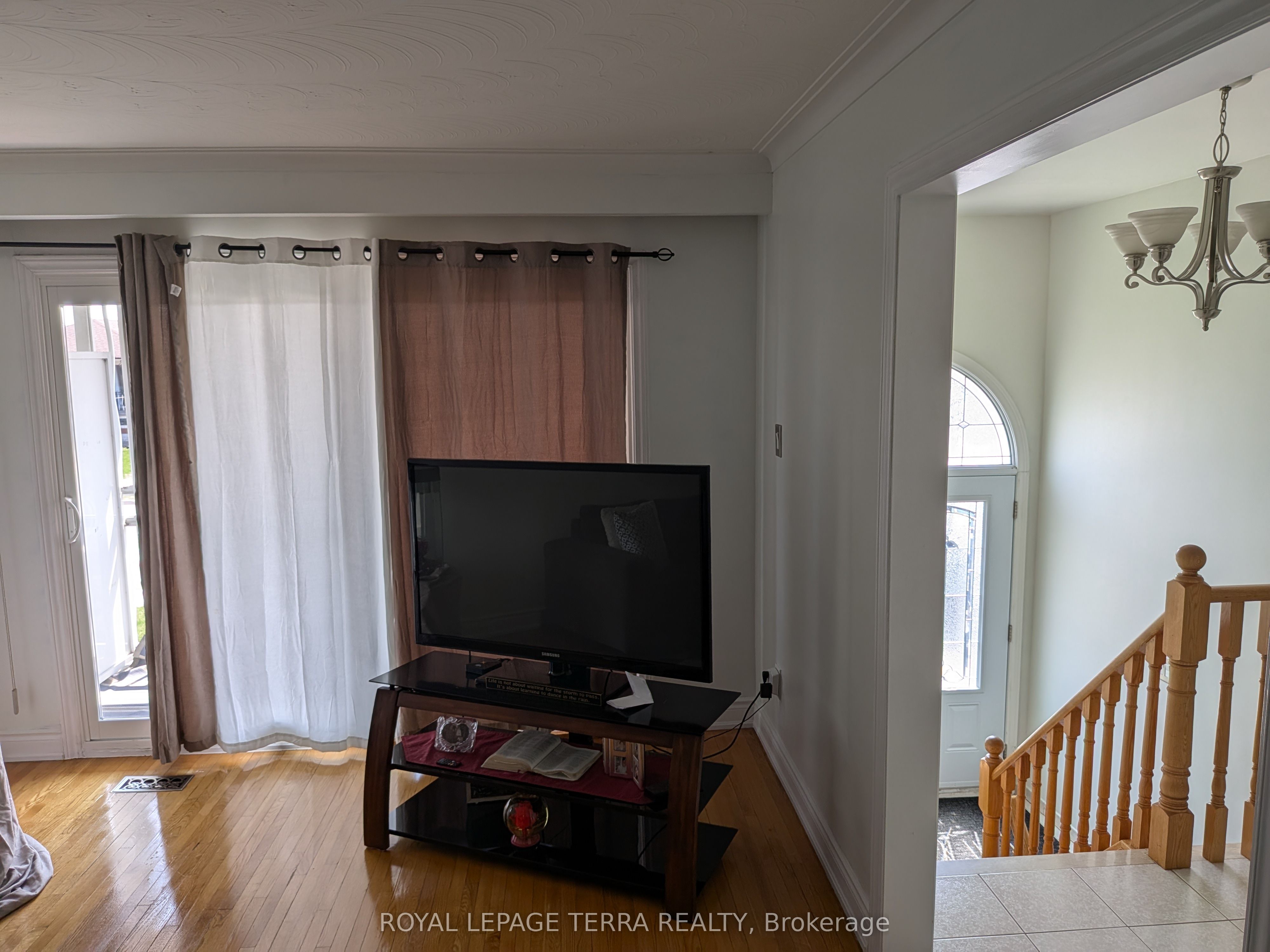 174 Andrew Park Property Photo 9