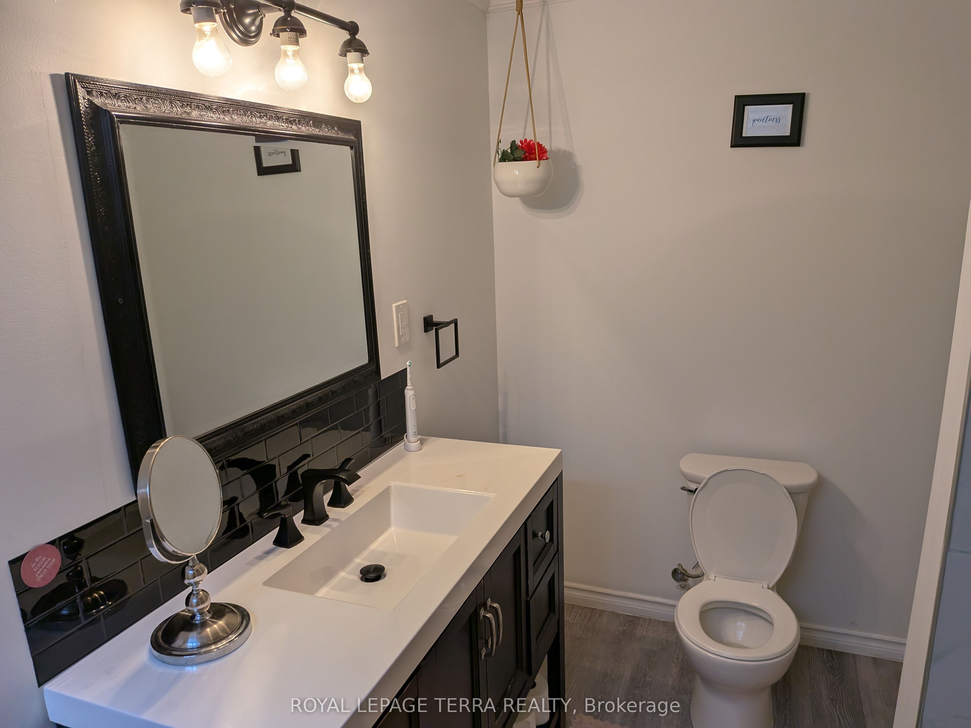 174 Andrew Park Property Photo 38