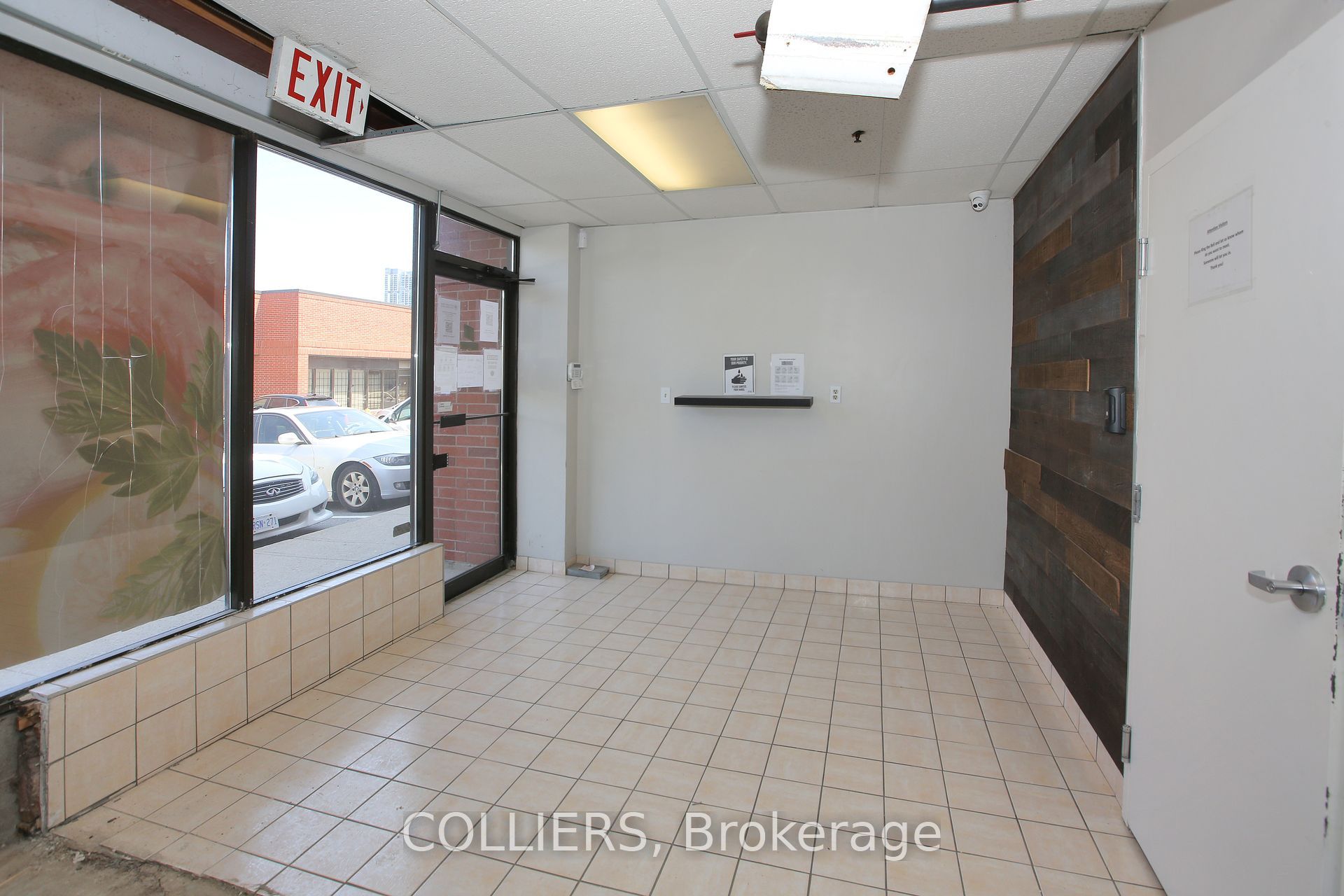 #13 - 270 Pennsylvania Avenue Property Photo 4